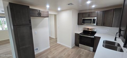 MLS: 22511157