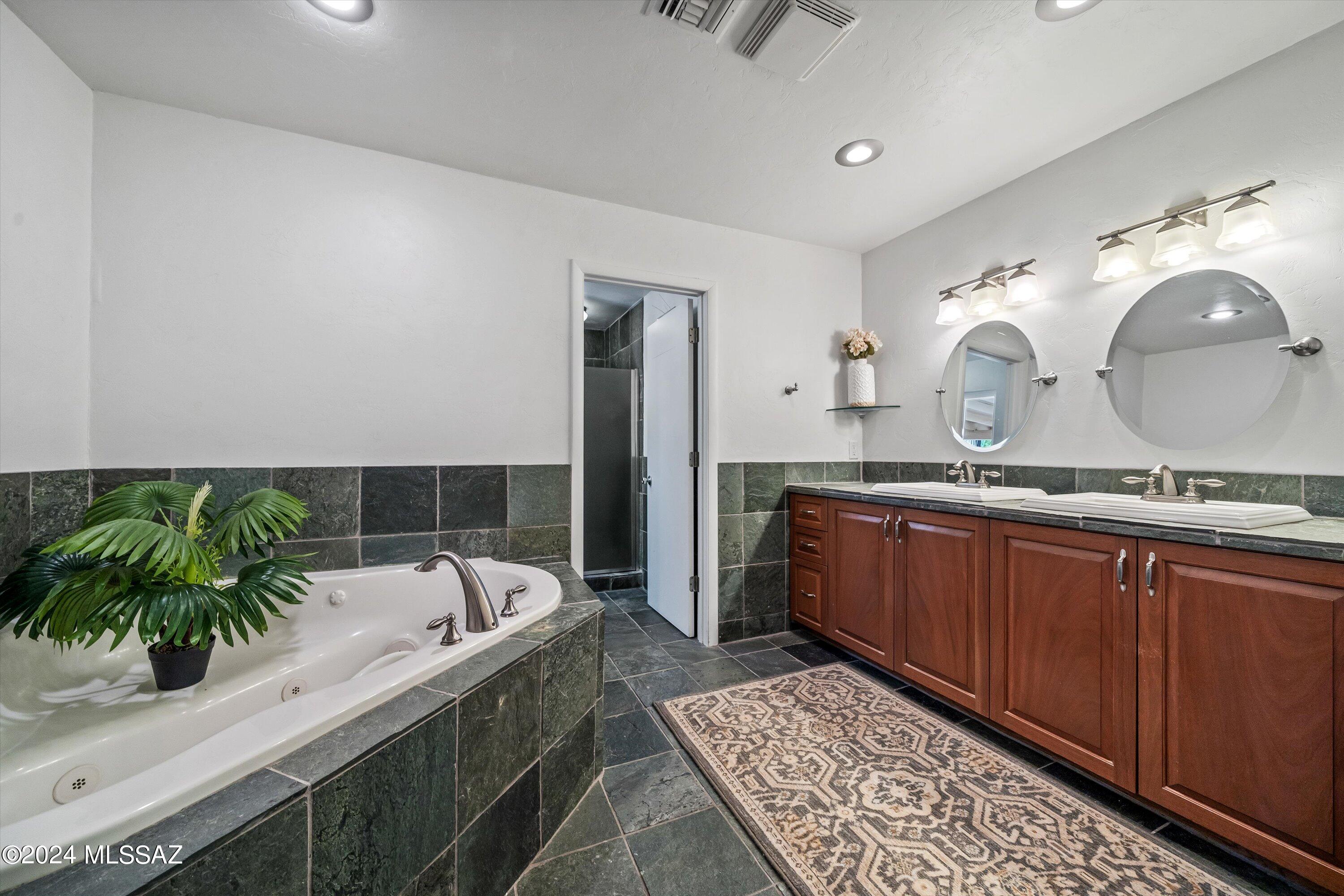 Sabino Vista Southeast  NO. 1 (1-47) - Residential