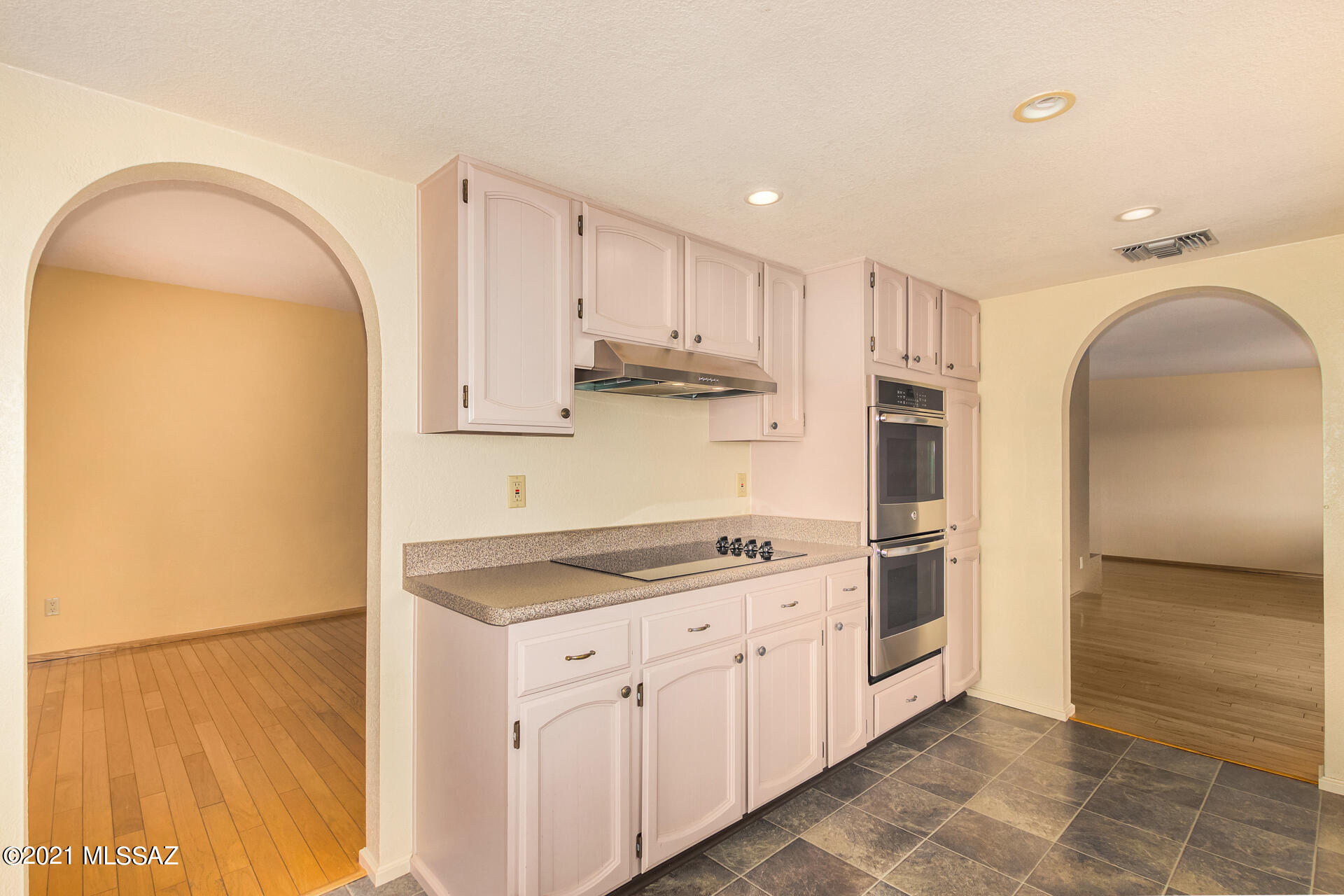 Santa Catalina Estates NO. 4 (1-180) - Residential Lease