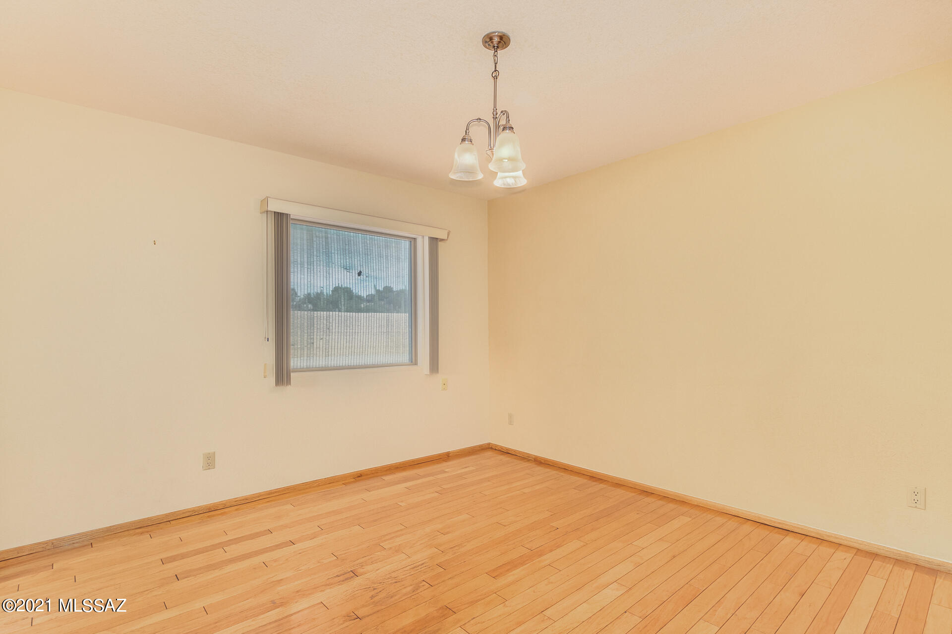 Santa Catalina Estates NO. 4 (1-180) - Residential Lease