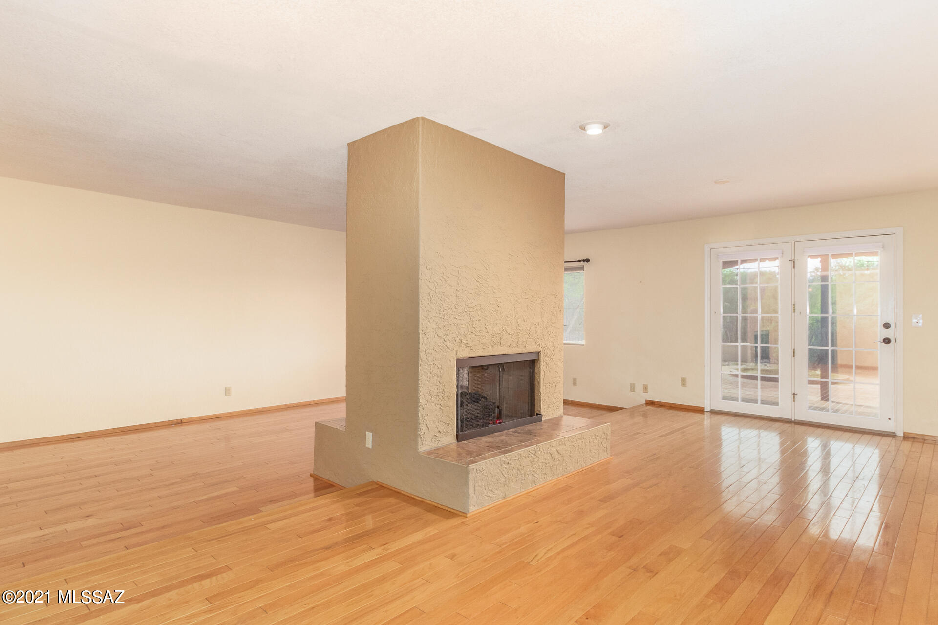 Santa Catalina Estates NO. 4 (1-180) - Residential Lease