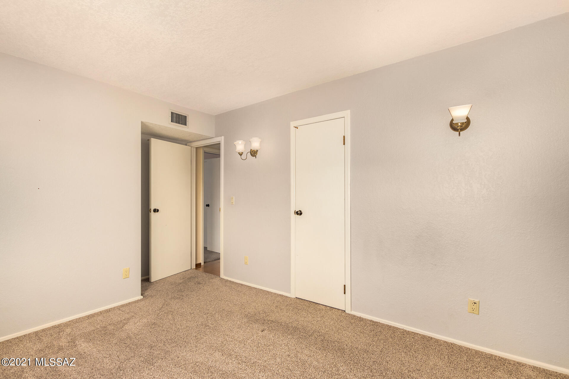 Santa Catalina Estates NO. 4 (1-180) - Residential Lease