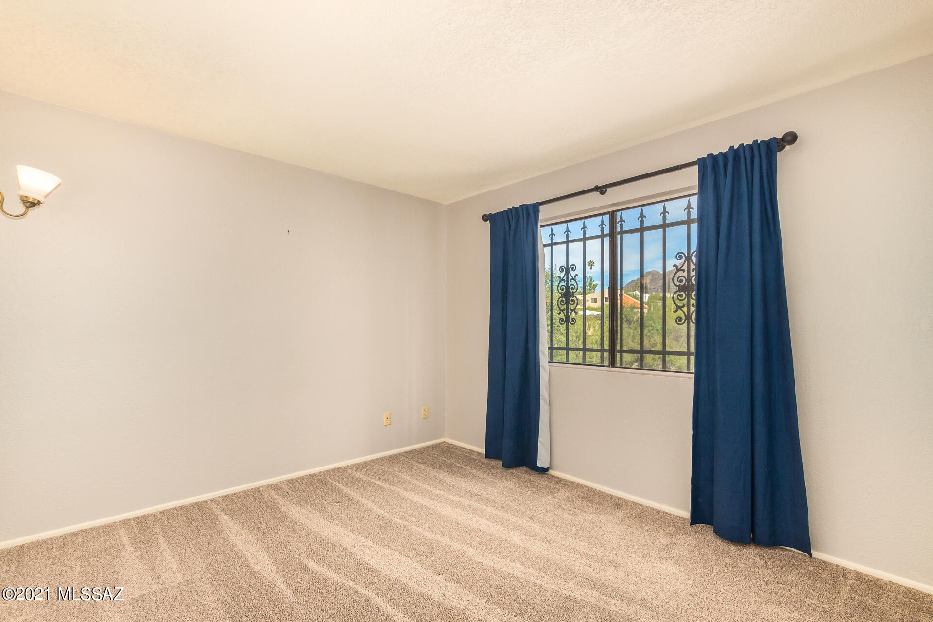 Santa Catalina Estates NO. 4 (1-180) - Residential Lease