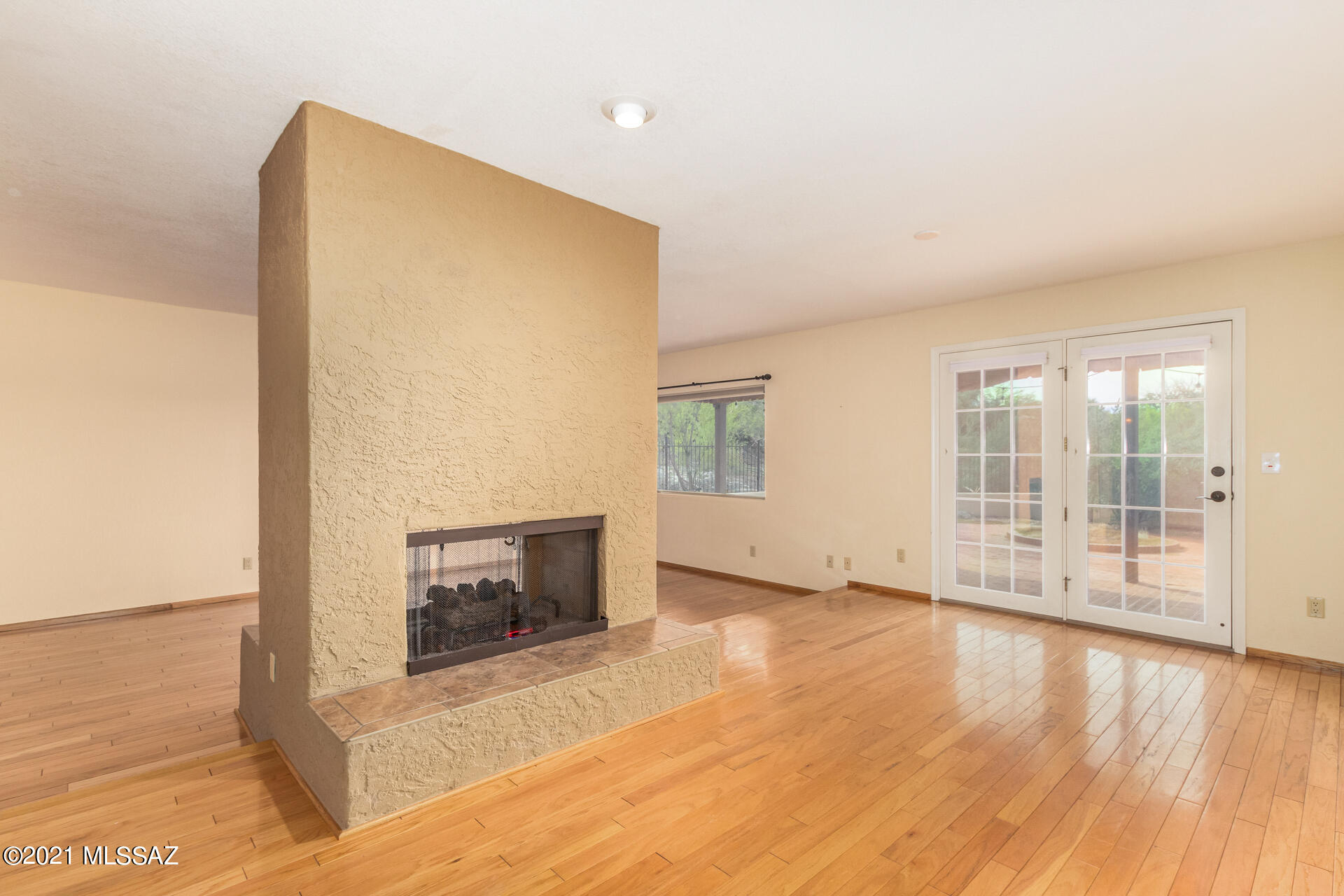Santa Catalina Estates NO. 4 (1-180) - Residential Lease