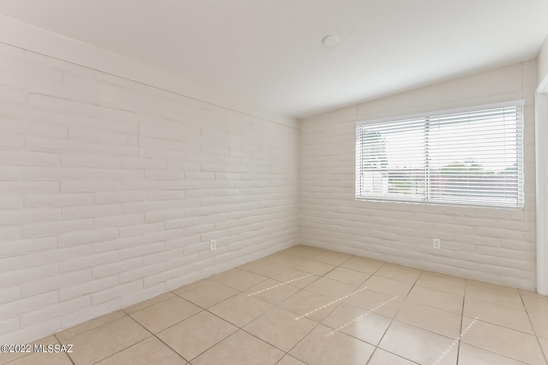 Stonegate (1-147) - Residential Lease