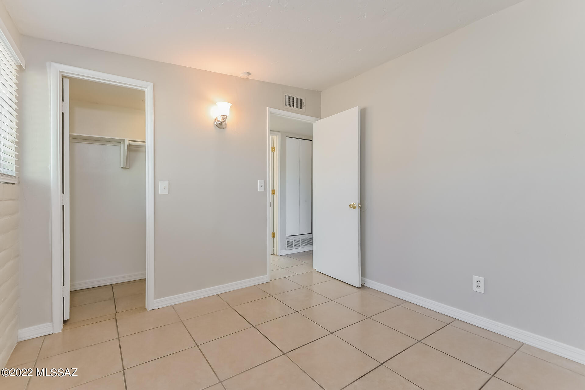 Stonegate (1-147) - Residential Lease