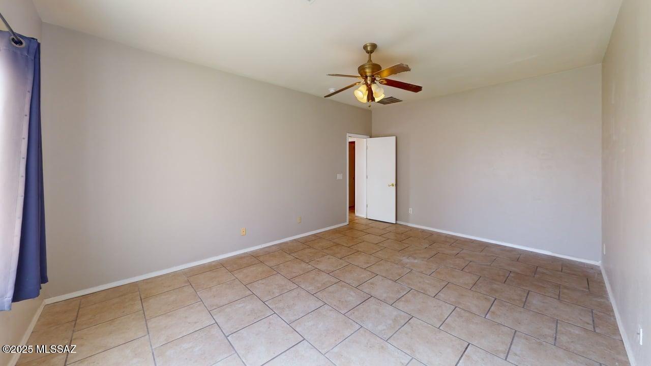 Camino Verde Estates II (1-204) - Residential Lease
