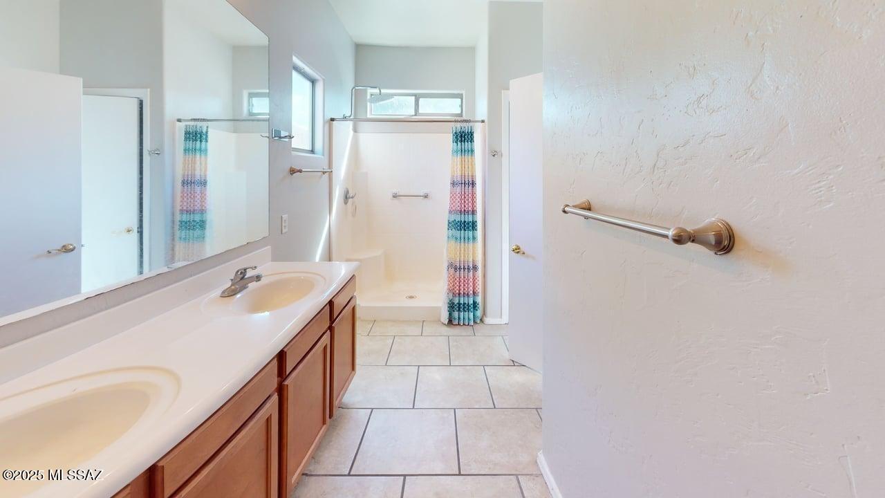 Camino Verde Estates II (1-204) - Residential Lease