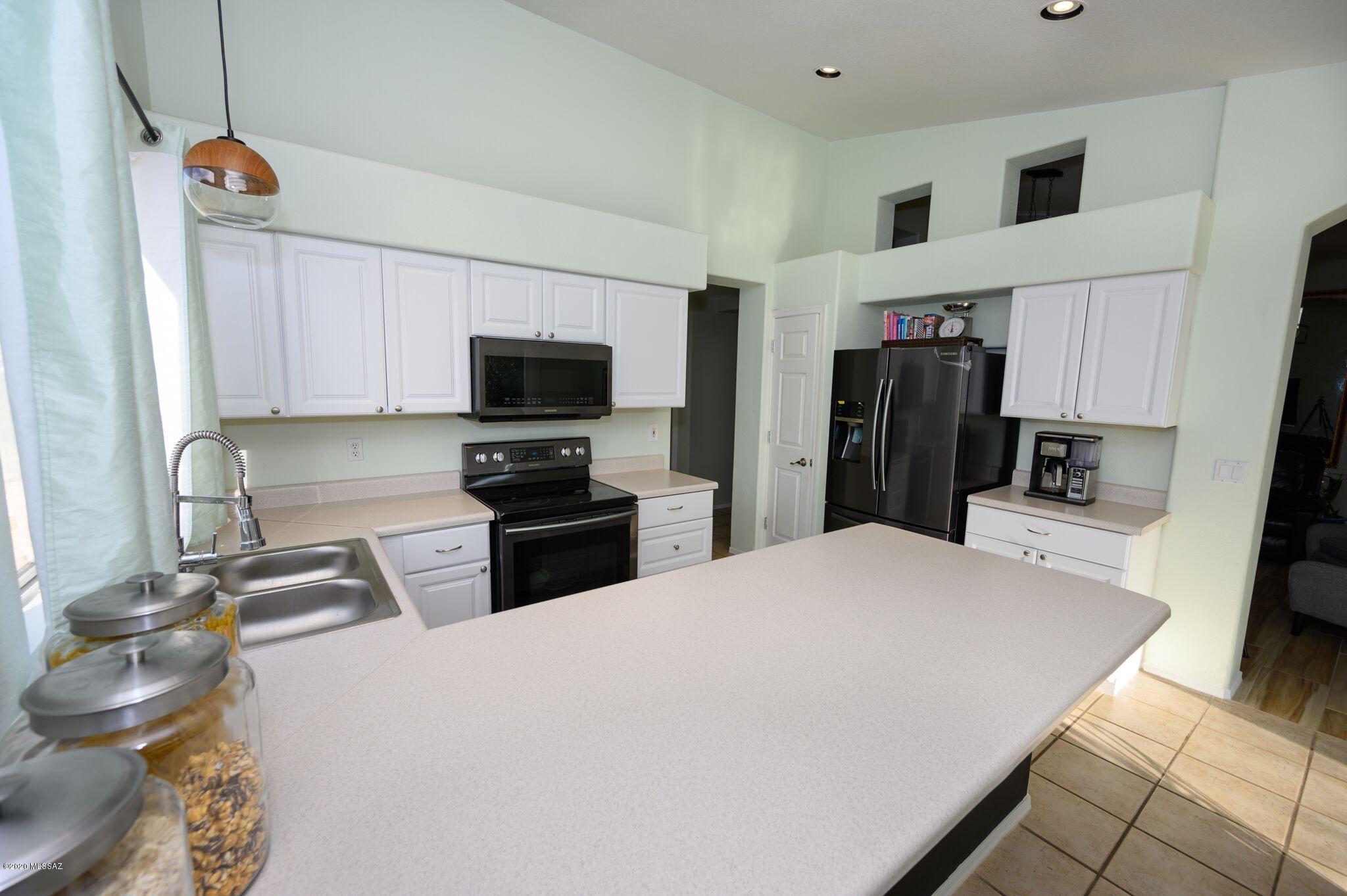 Rio Rico Villas 14 - Residential