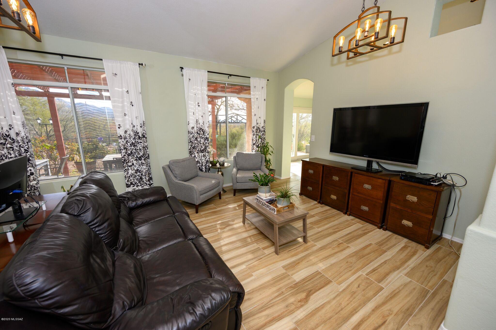 Rio Rico Villas 14 - Residential
