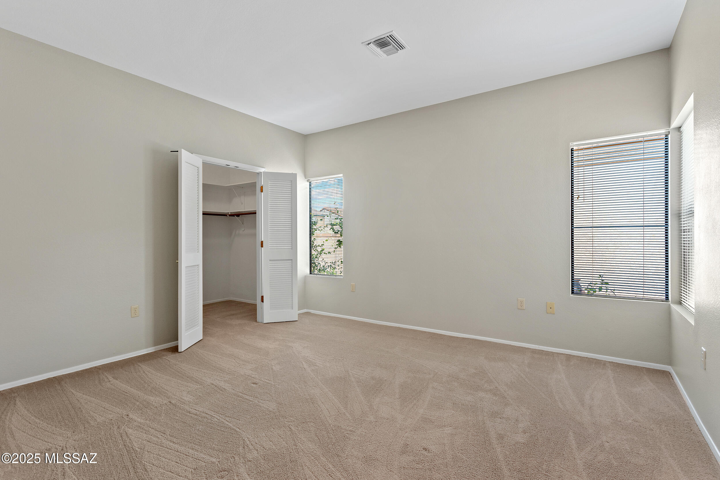 San Ignacio Vistas (101-113,224-228) - Residential
