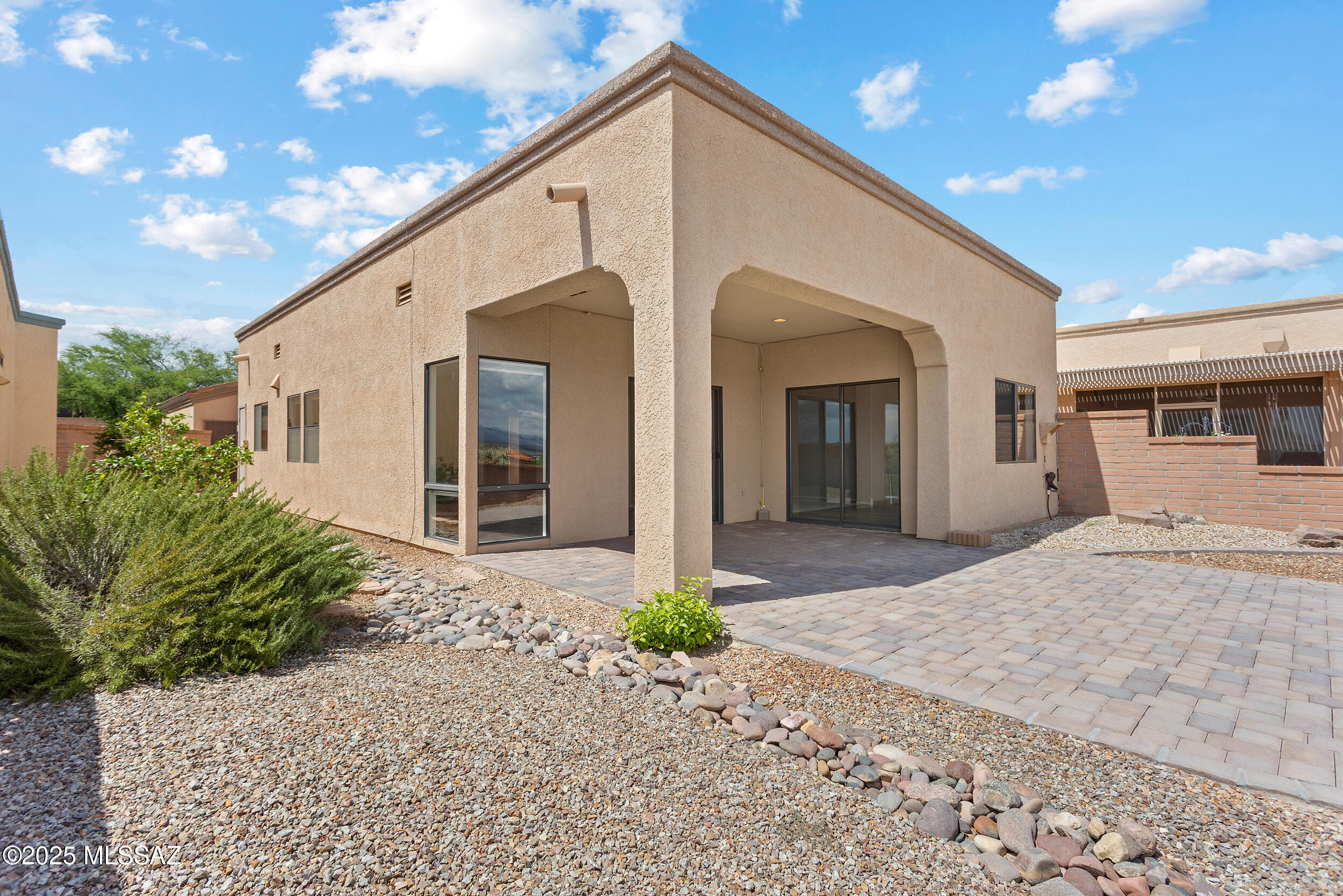 San Ignacio Vistas (101-113,224-228) - Residential