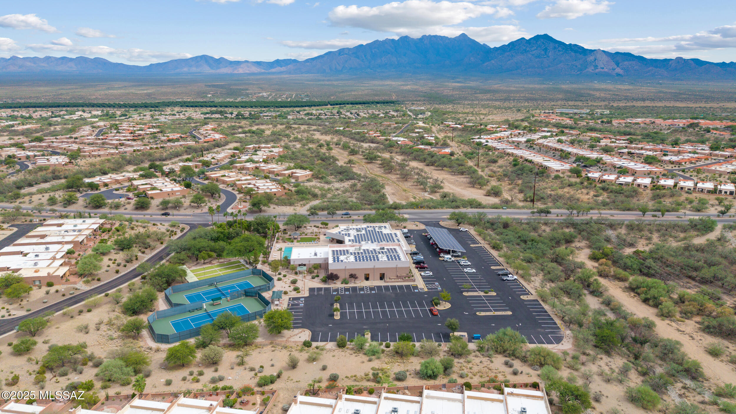San Ignacio Vistas (101-113,224-228) - Residential