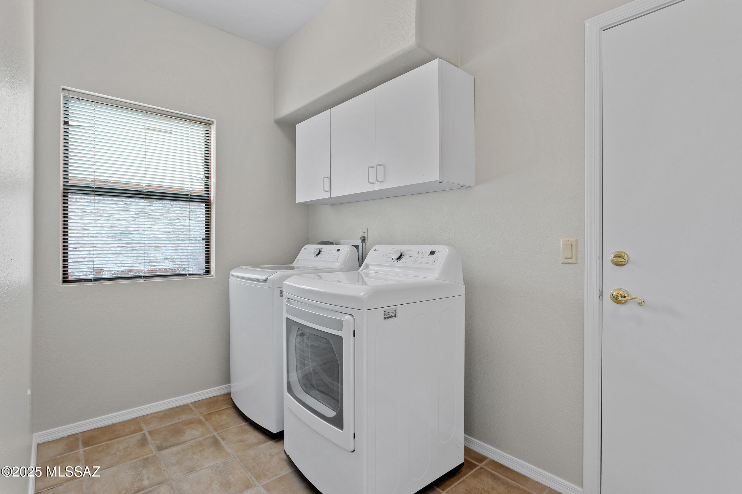 San Ignacio Vistas (101-113,224-228) - Residential