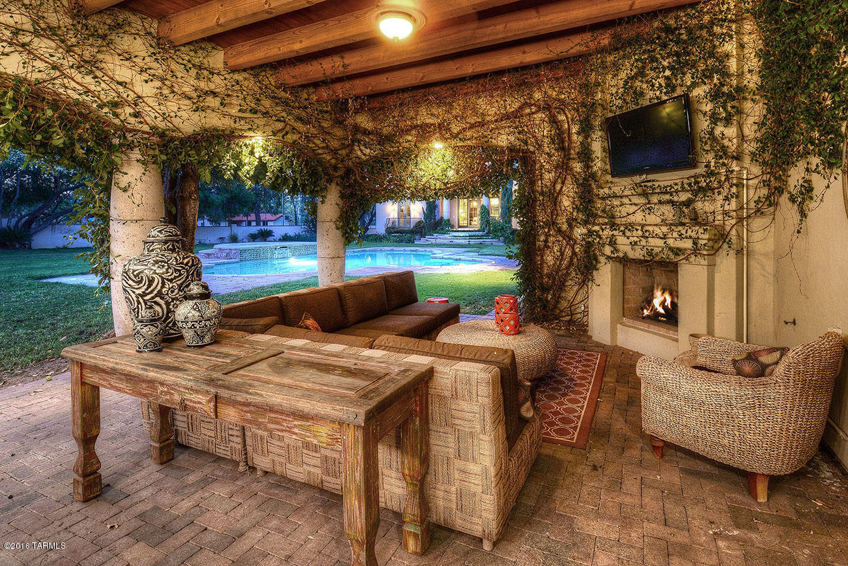 Country Club Estates NO. 1 - Residential