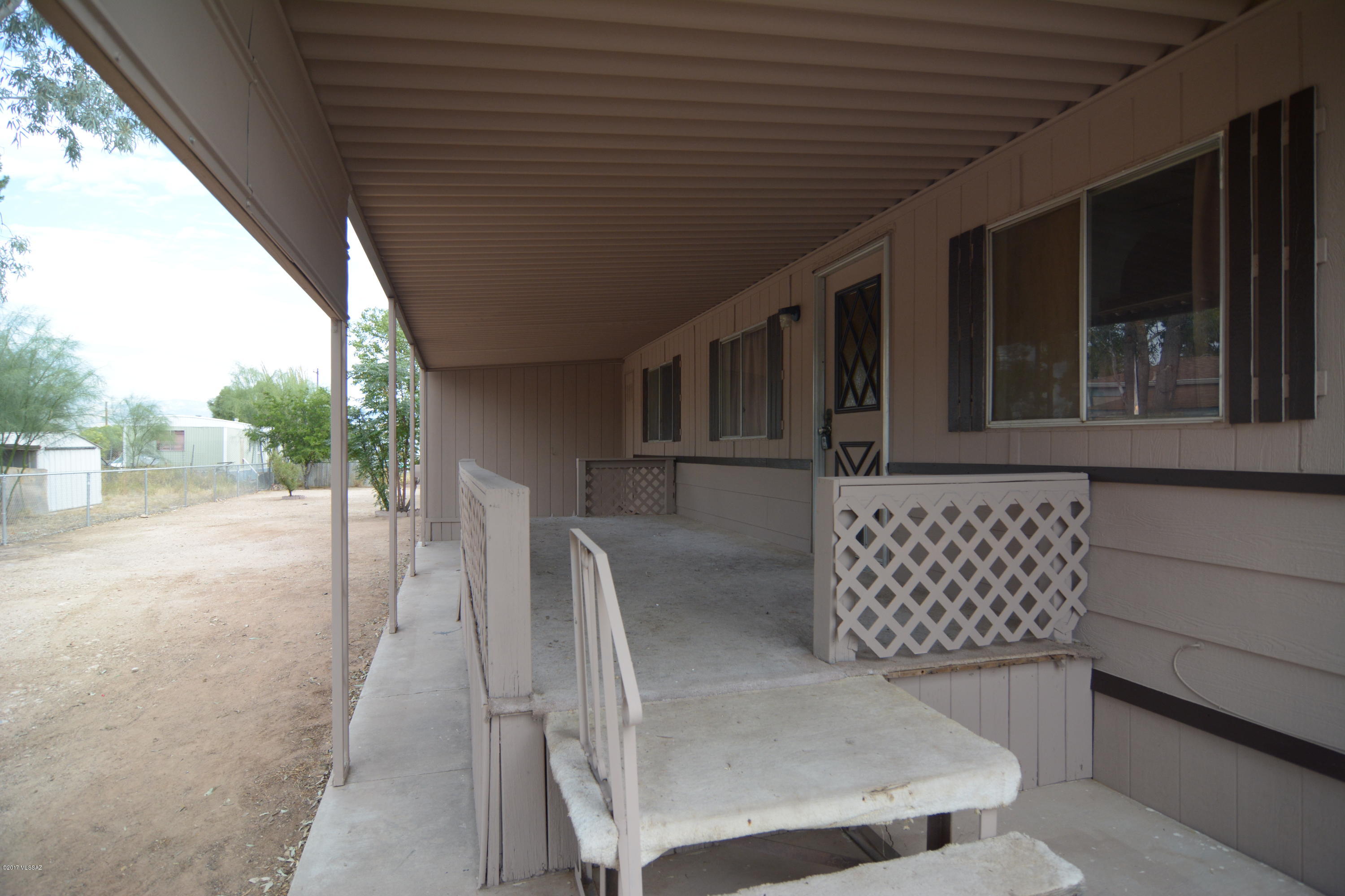 Los Ranchitos Number 7 - Residential