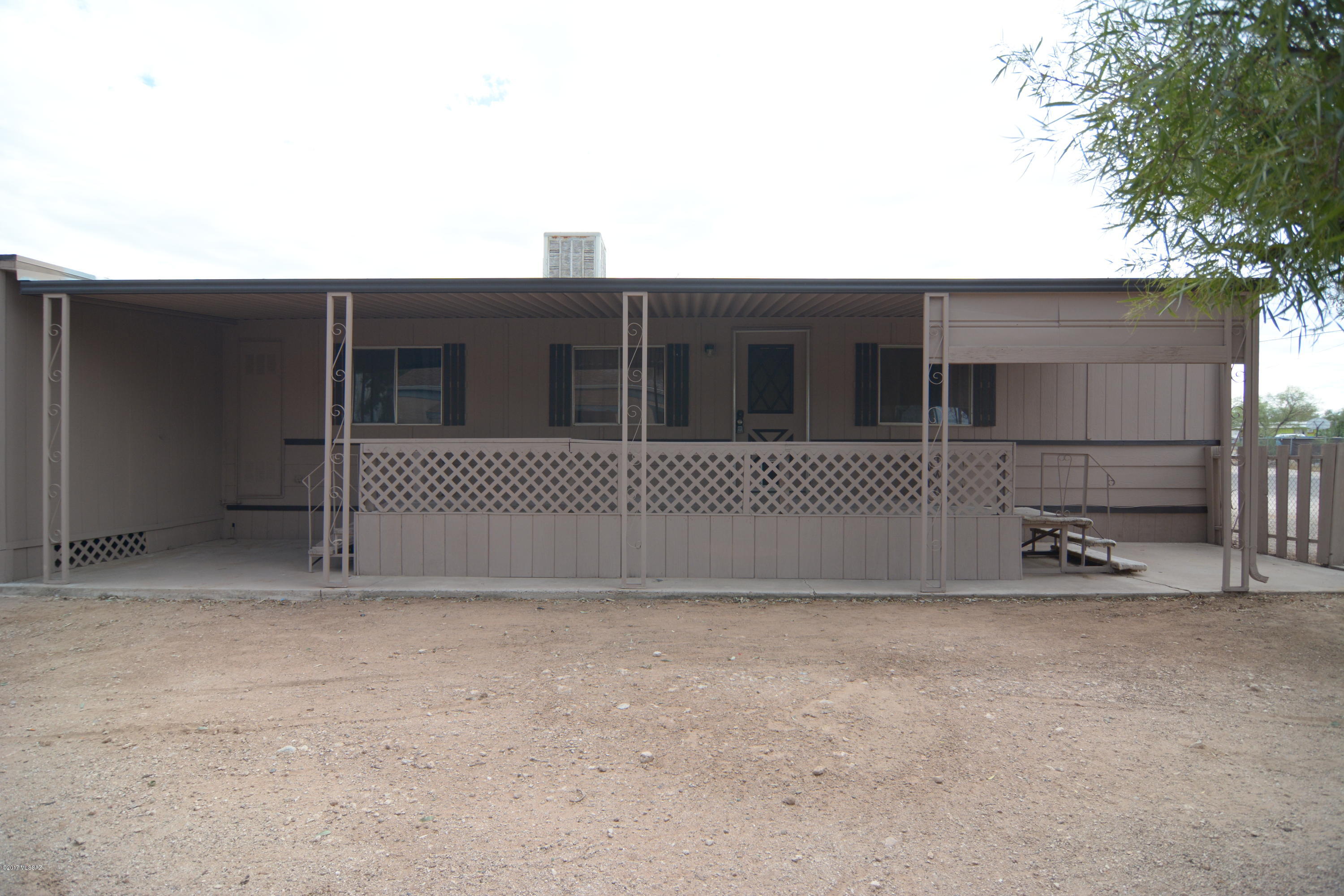 Los Ranchitos Number 7 - Residential