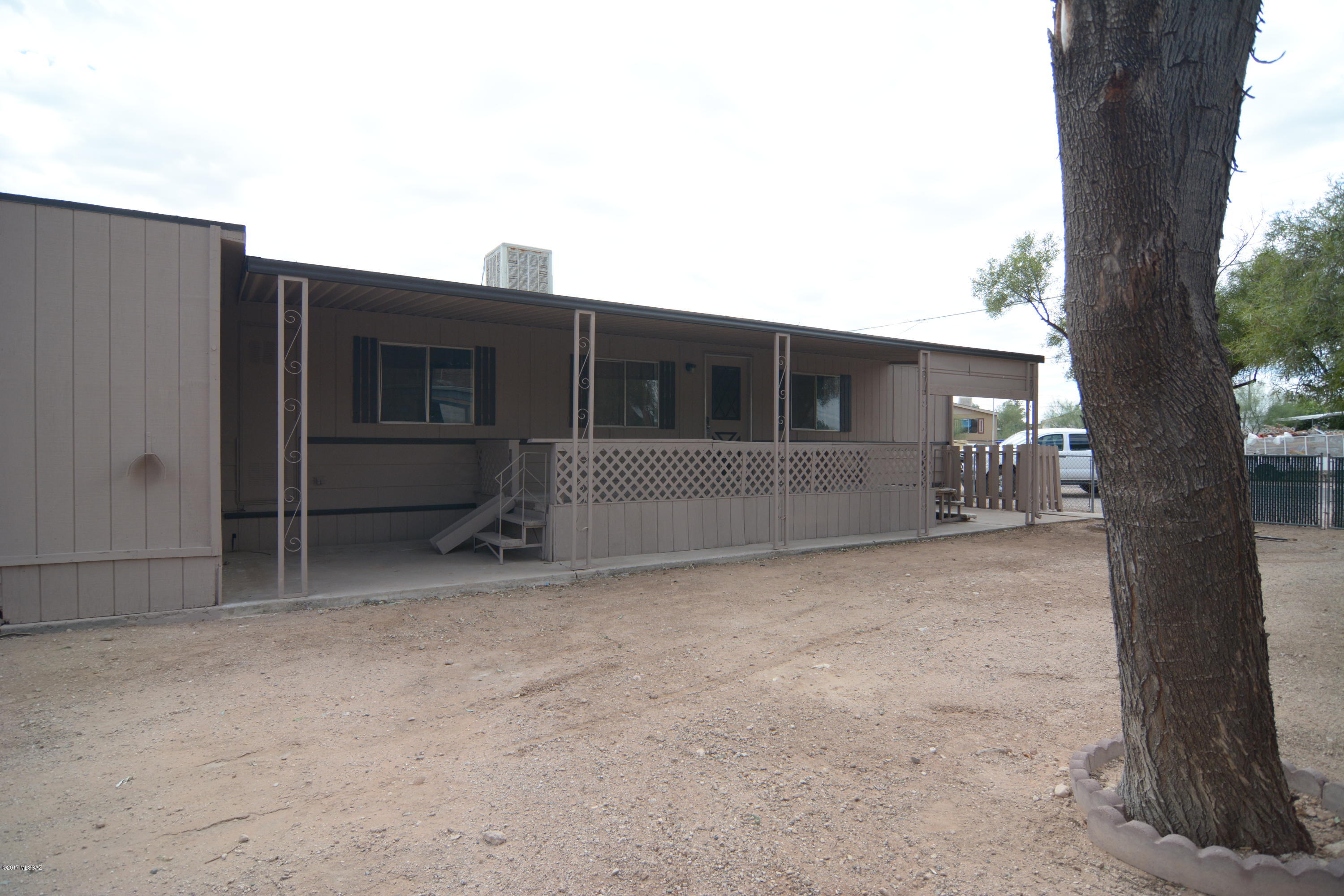 Los Ranchitos Number 7 - Residential
