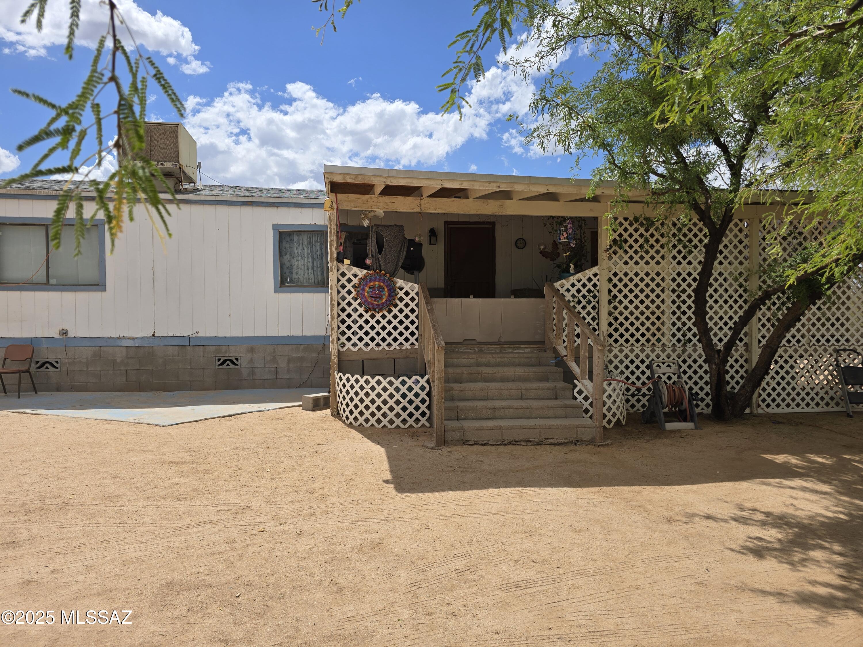 16045 W Quinlin Trail