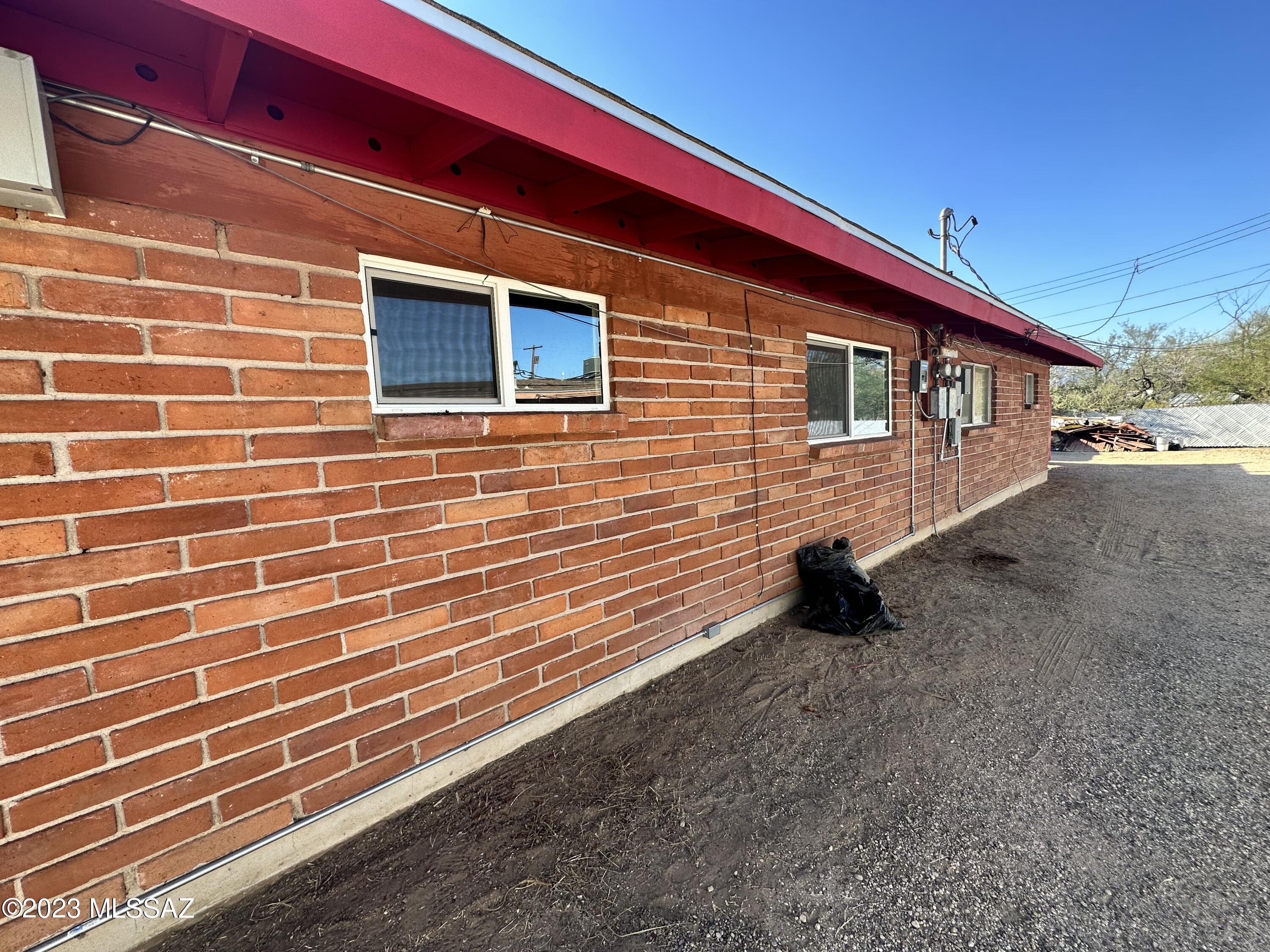 Granada Park - Residential Income