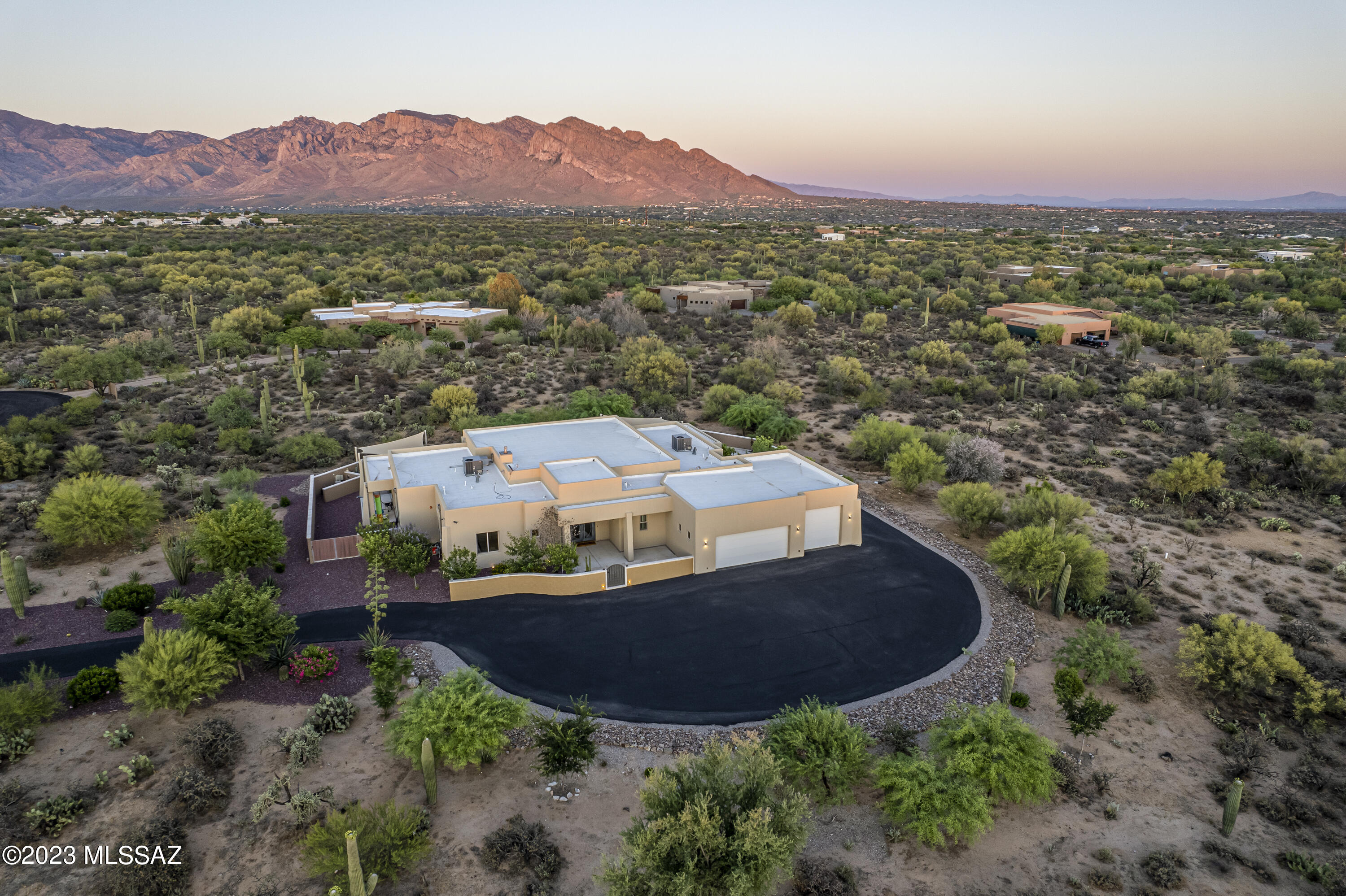 Rancho De Suenos (1-12) - Residential