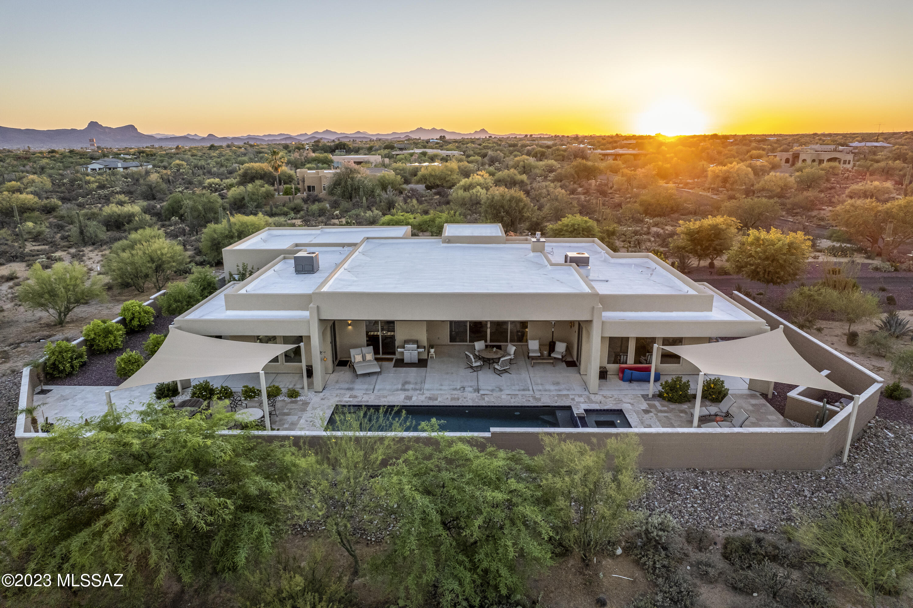 Rancho De Suenos (1-12) - Residential