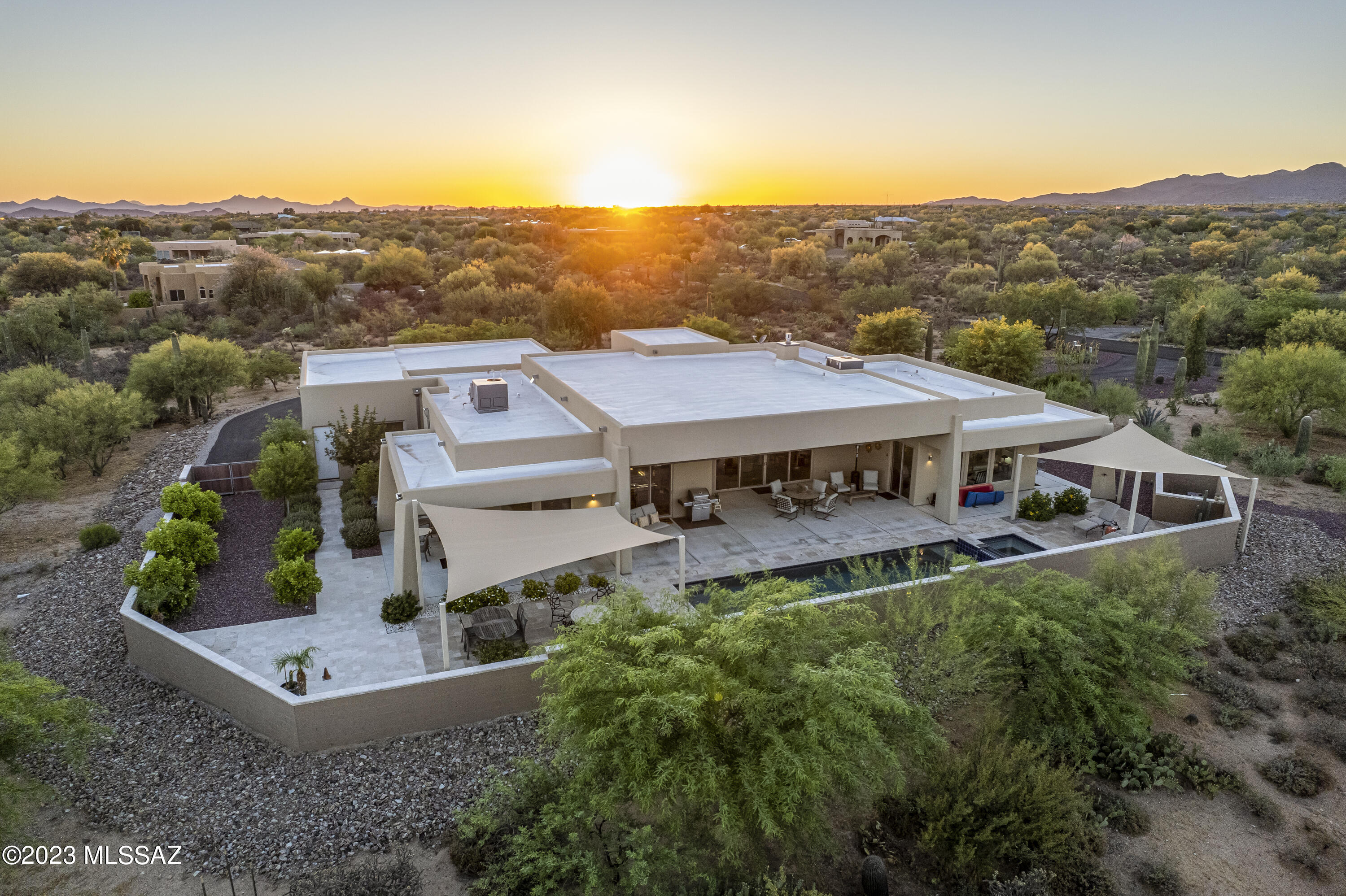 Rancho De Suenos (1-12) - Residential