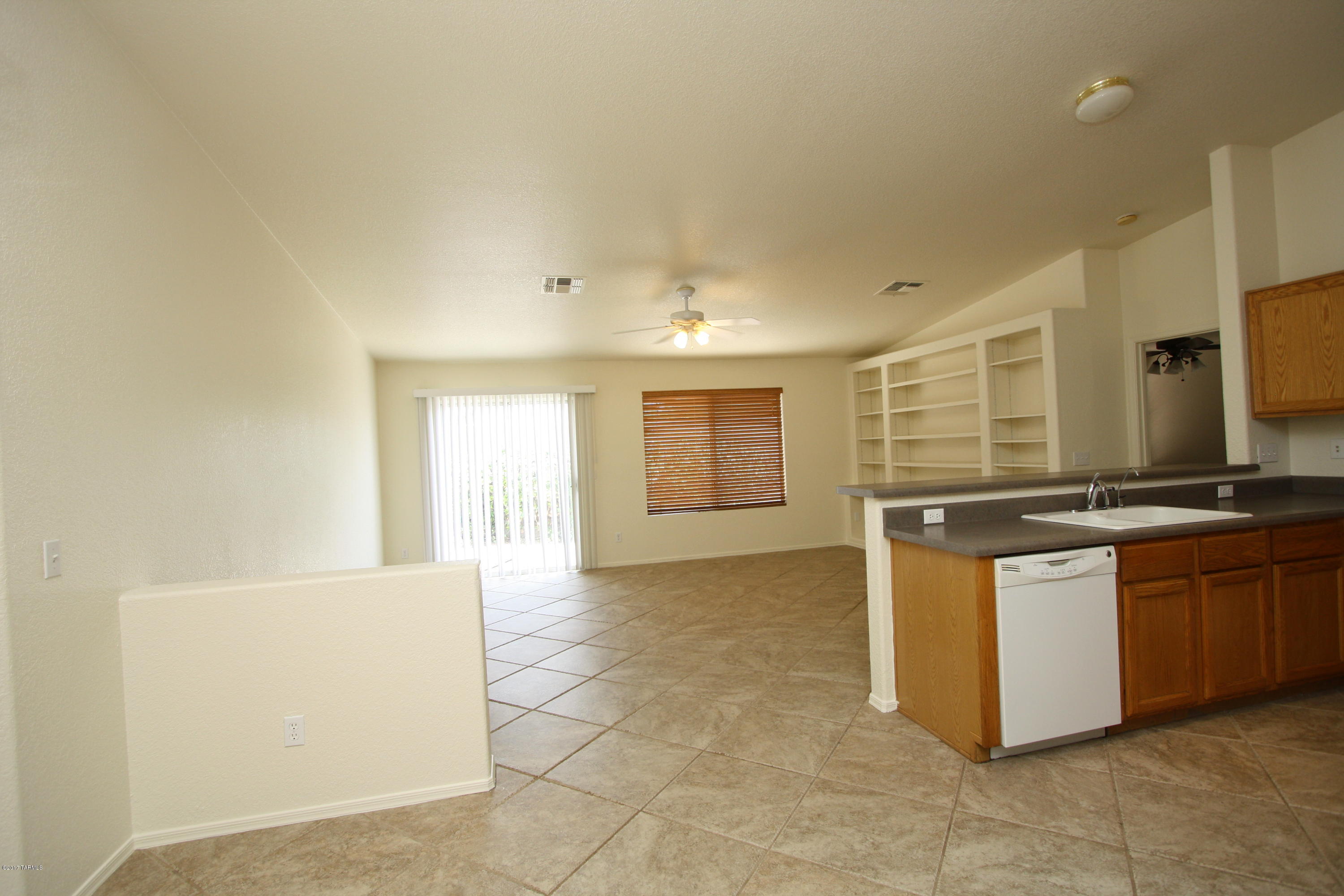 Sunrise Meadow At Rita Ranch (1-135) - Residential Lease