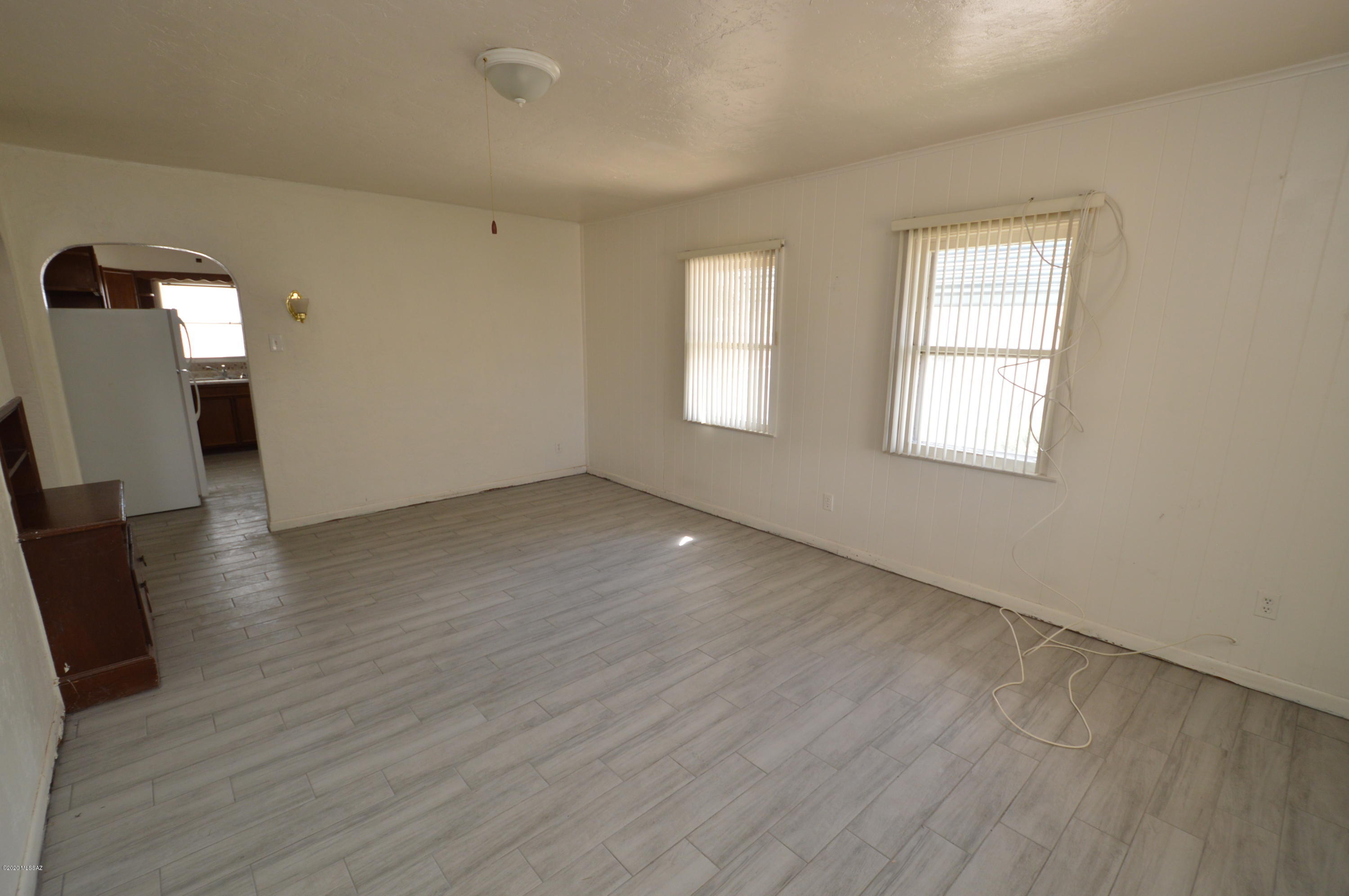 Unsubdivided - Residential Lease