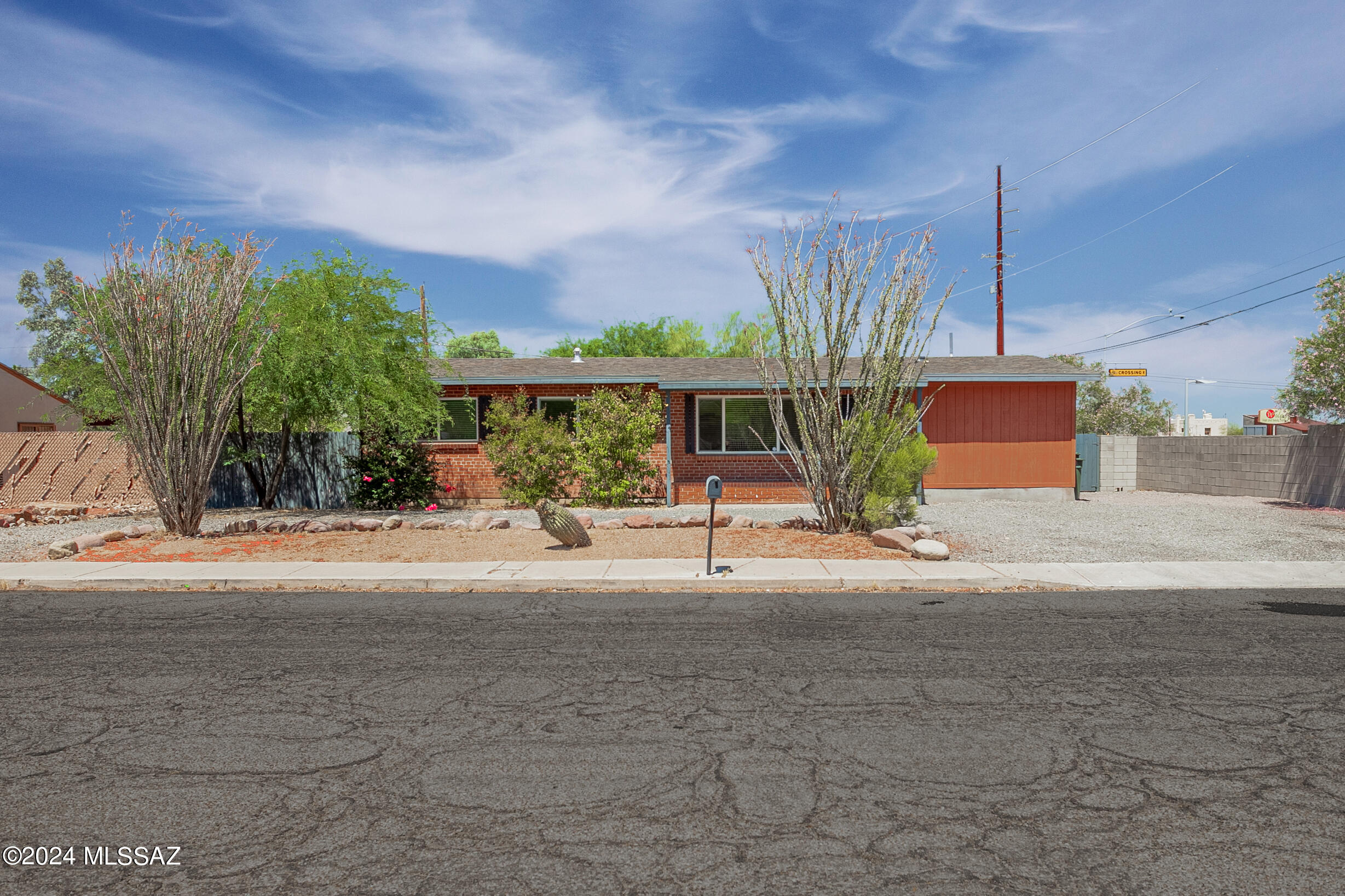 View Tucson, AZ 85705 house