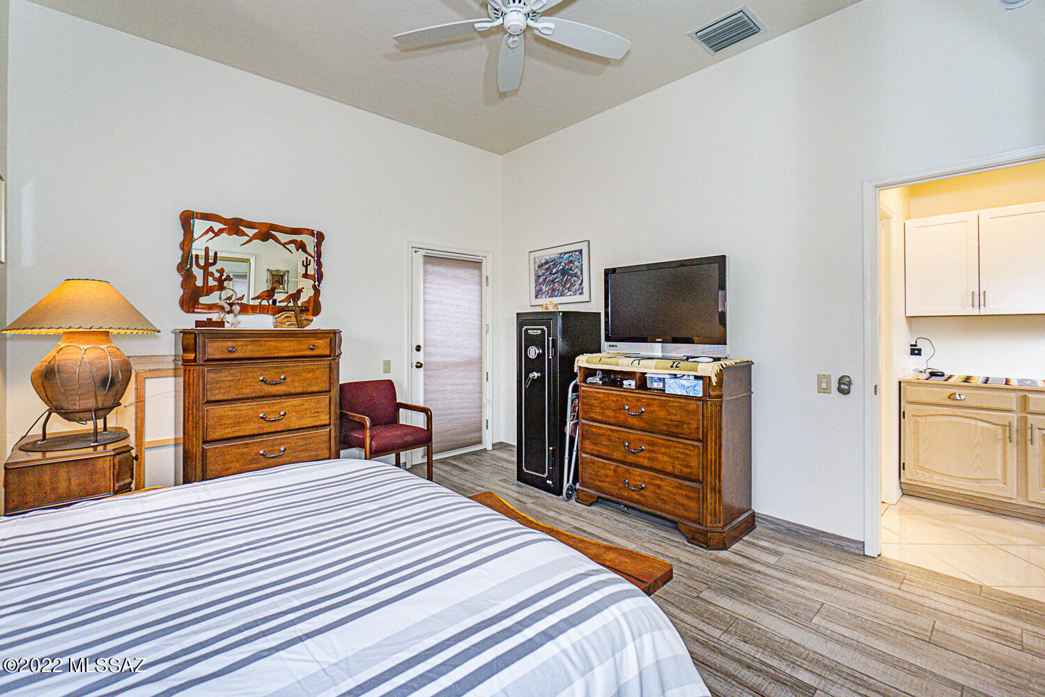 San Ignacio Heights (93-135) - Residential