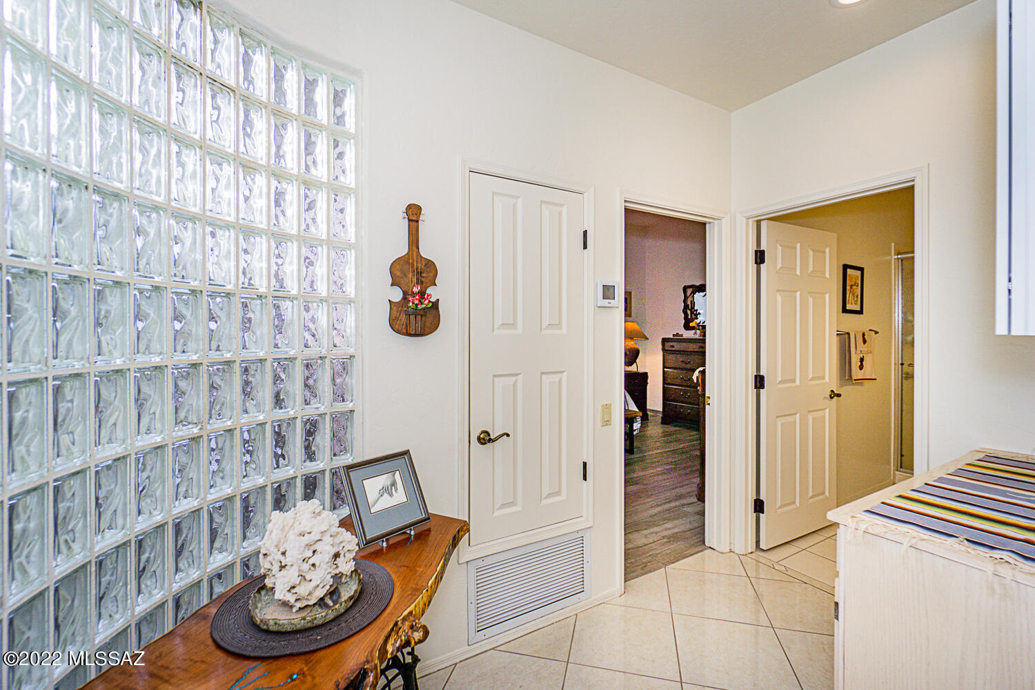 San Ignacio Heights (93-135) - Residential