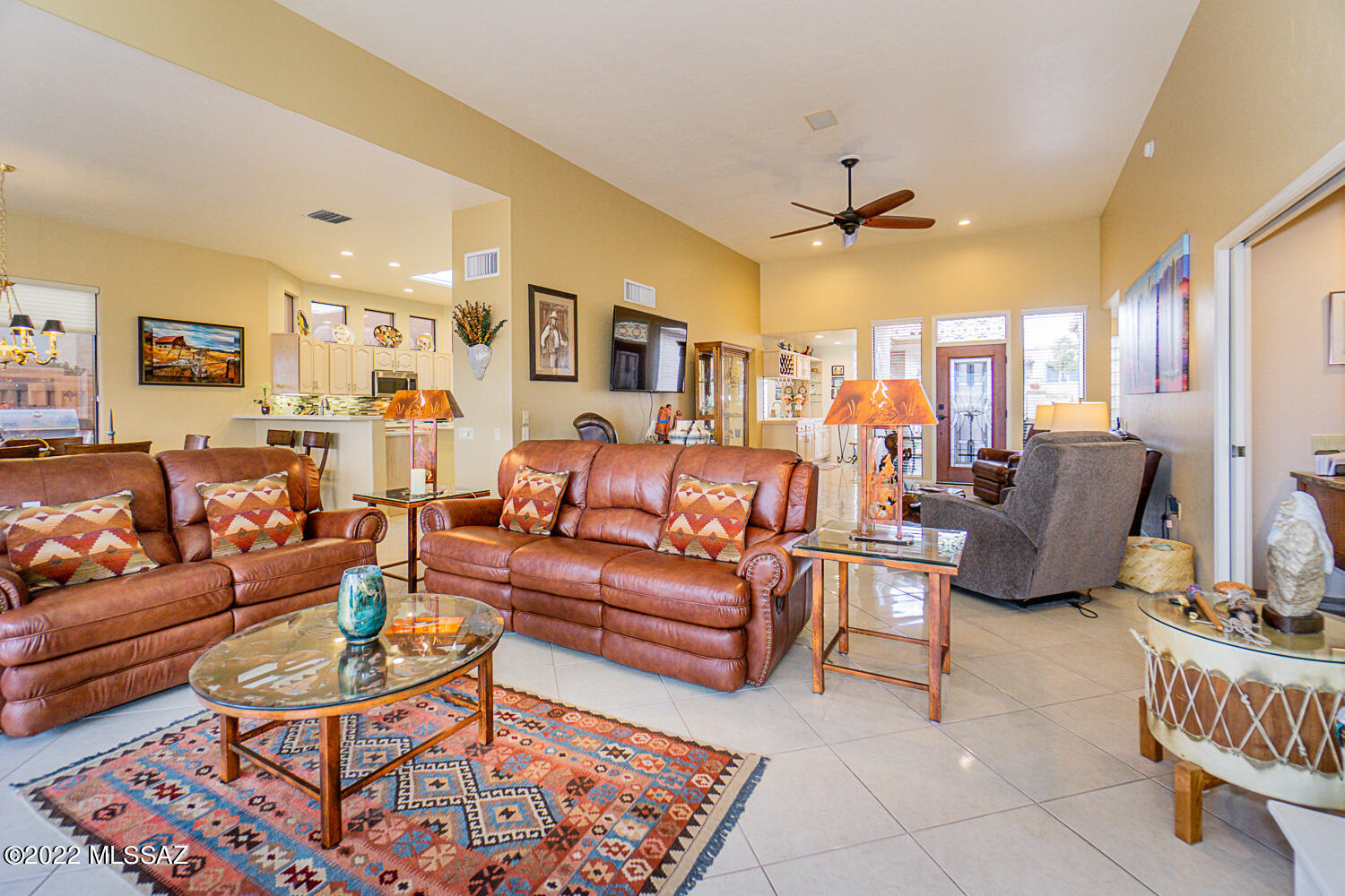 San Ignacio Heights (93-135) - Residential