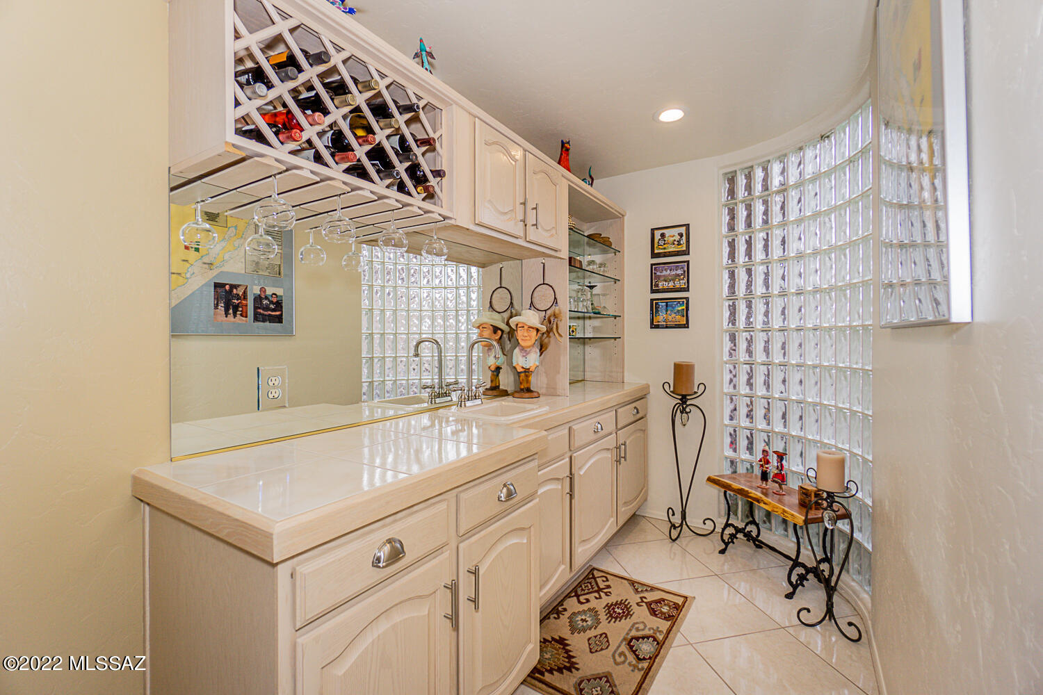 San Ignacio Heights (93-135) - Residential