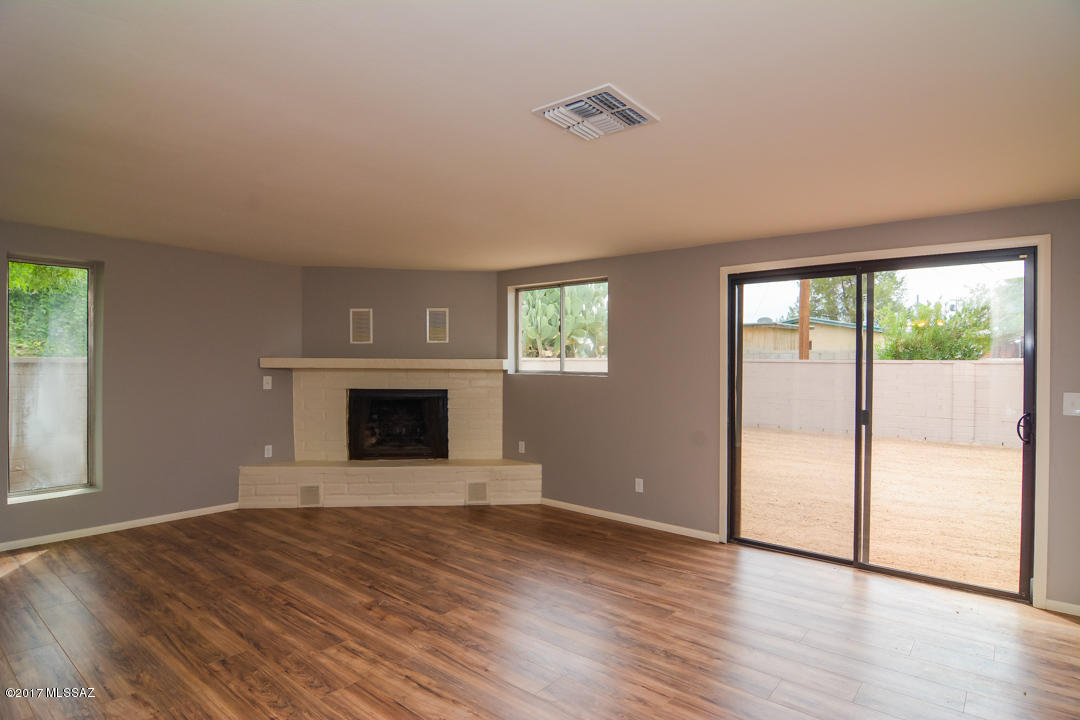 Vista Del Norte - Residential