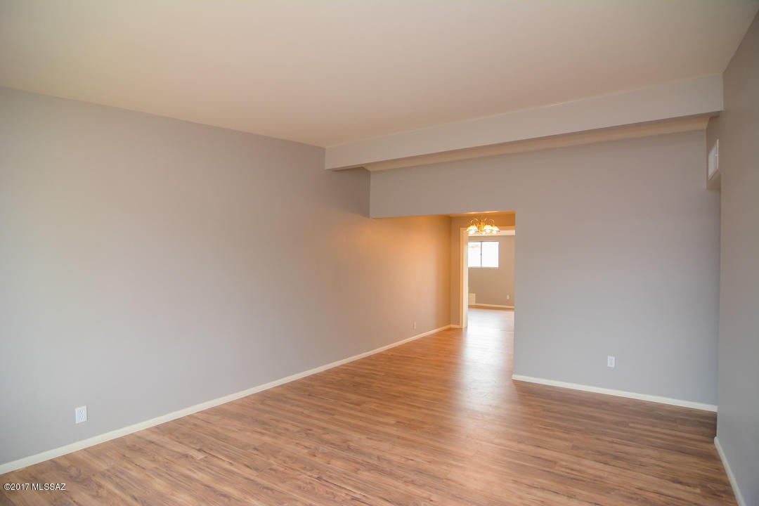 Vista Del Norte - Residential