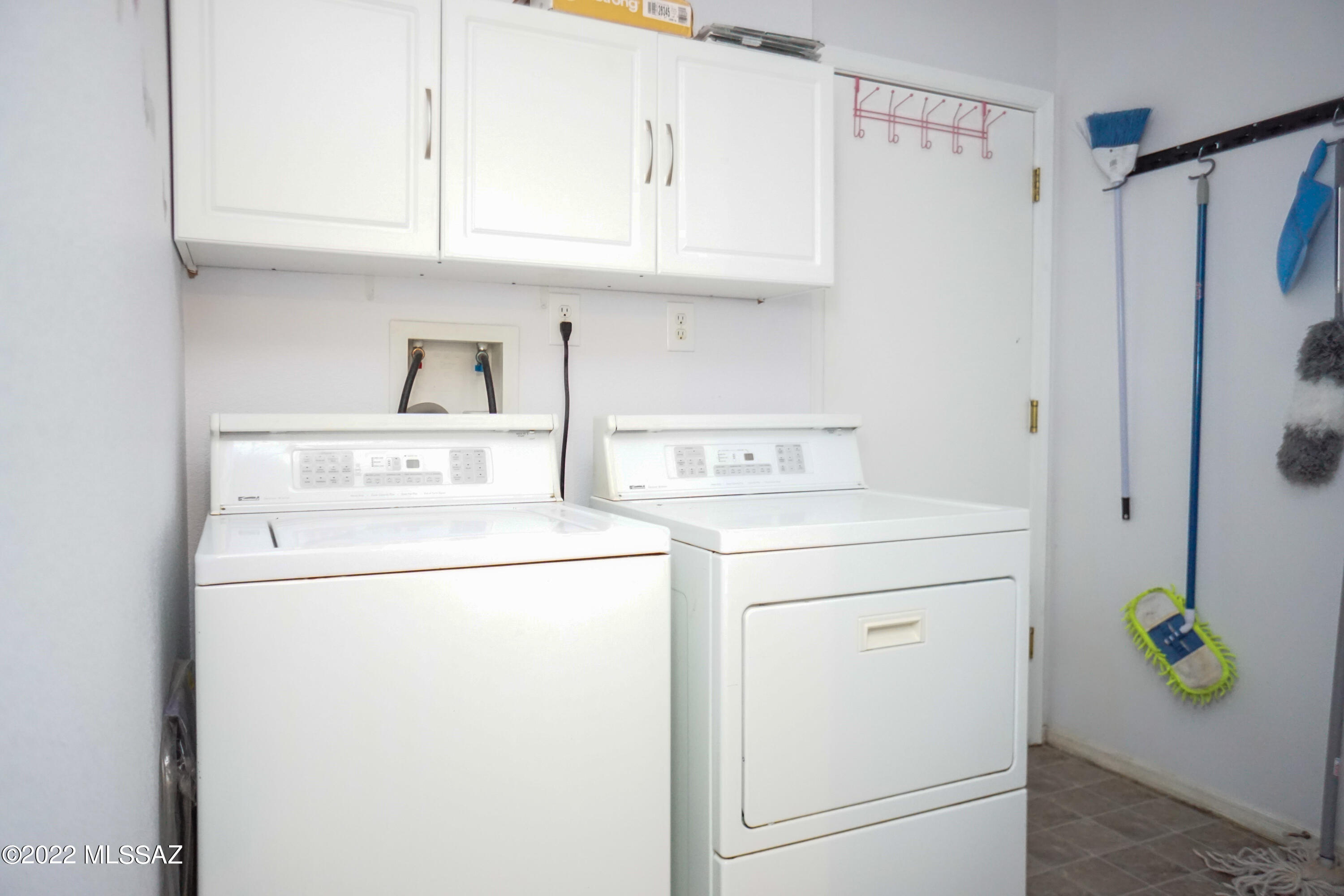 Oakview at Midvale Park (75-242) - Residential