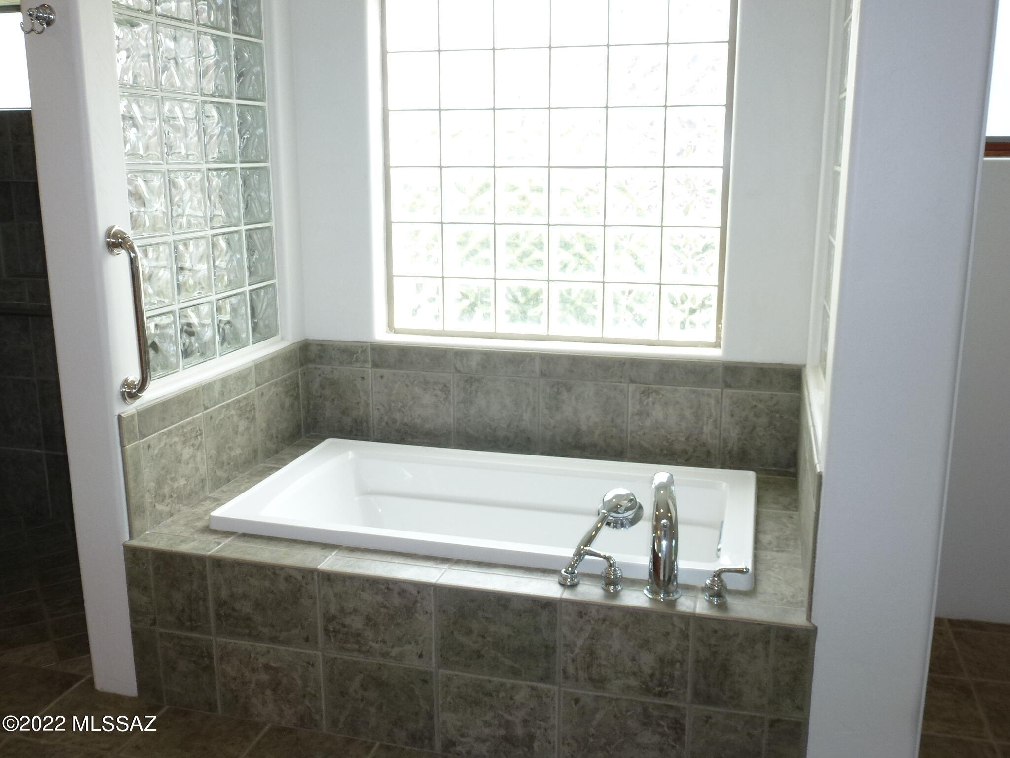 Santiago at Barrio de Tubac - Residential
