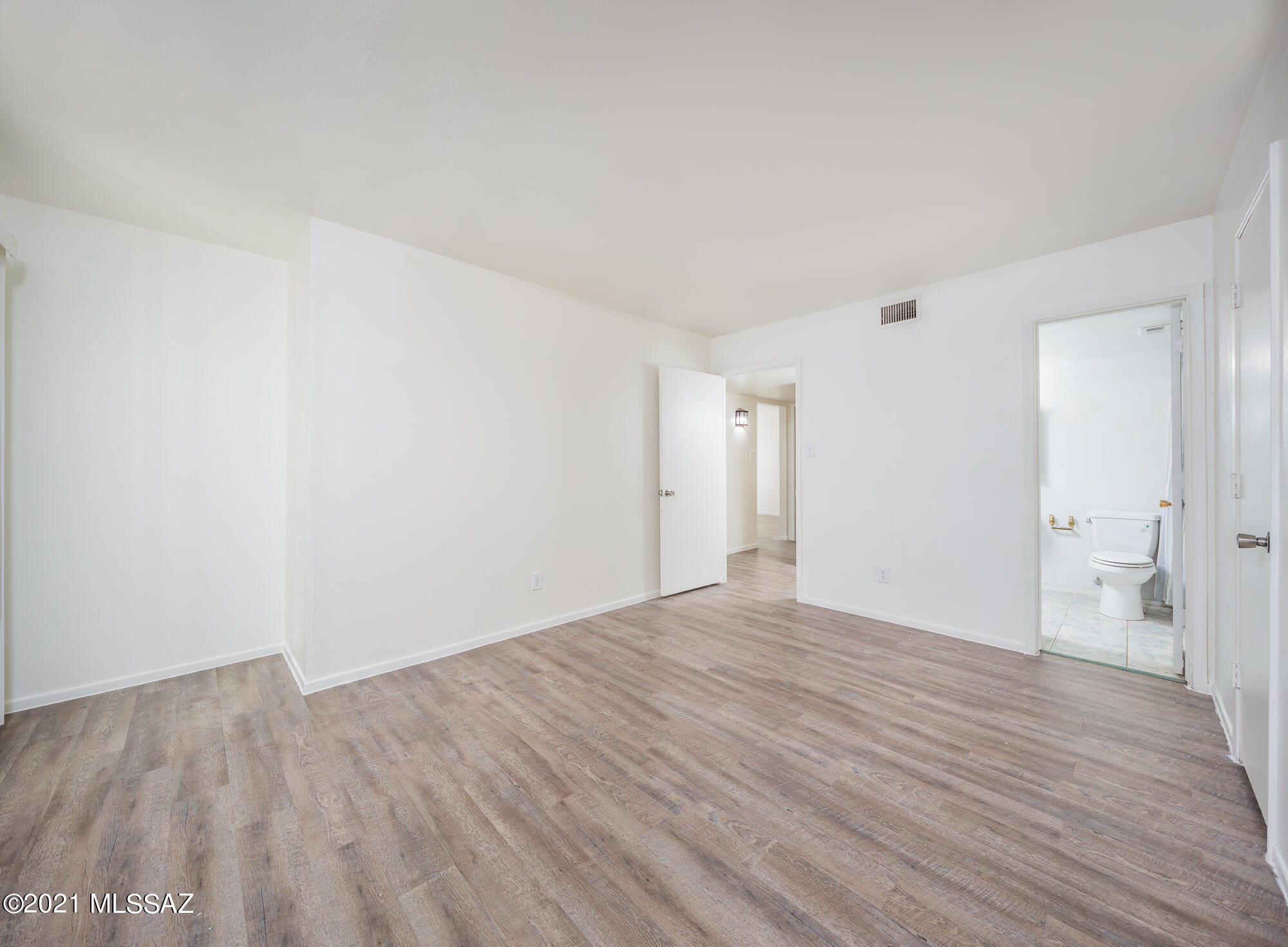 Las Colinas Condominiums - Residential