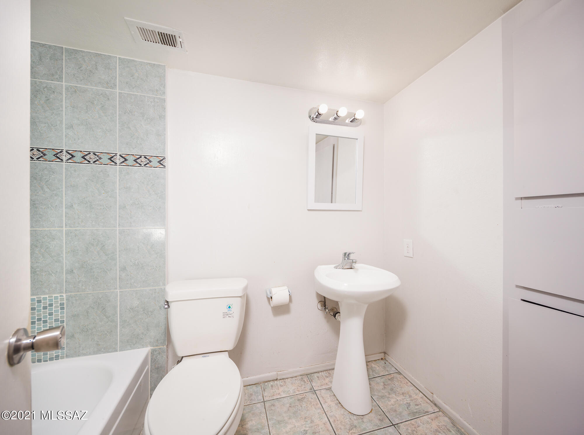 Las Colinas Condominiums - Residential