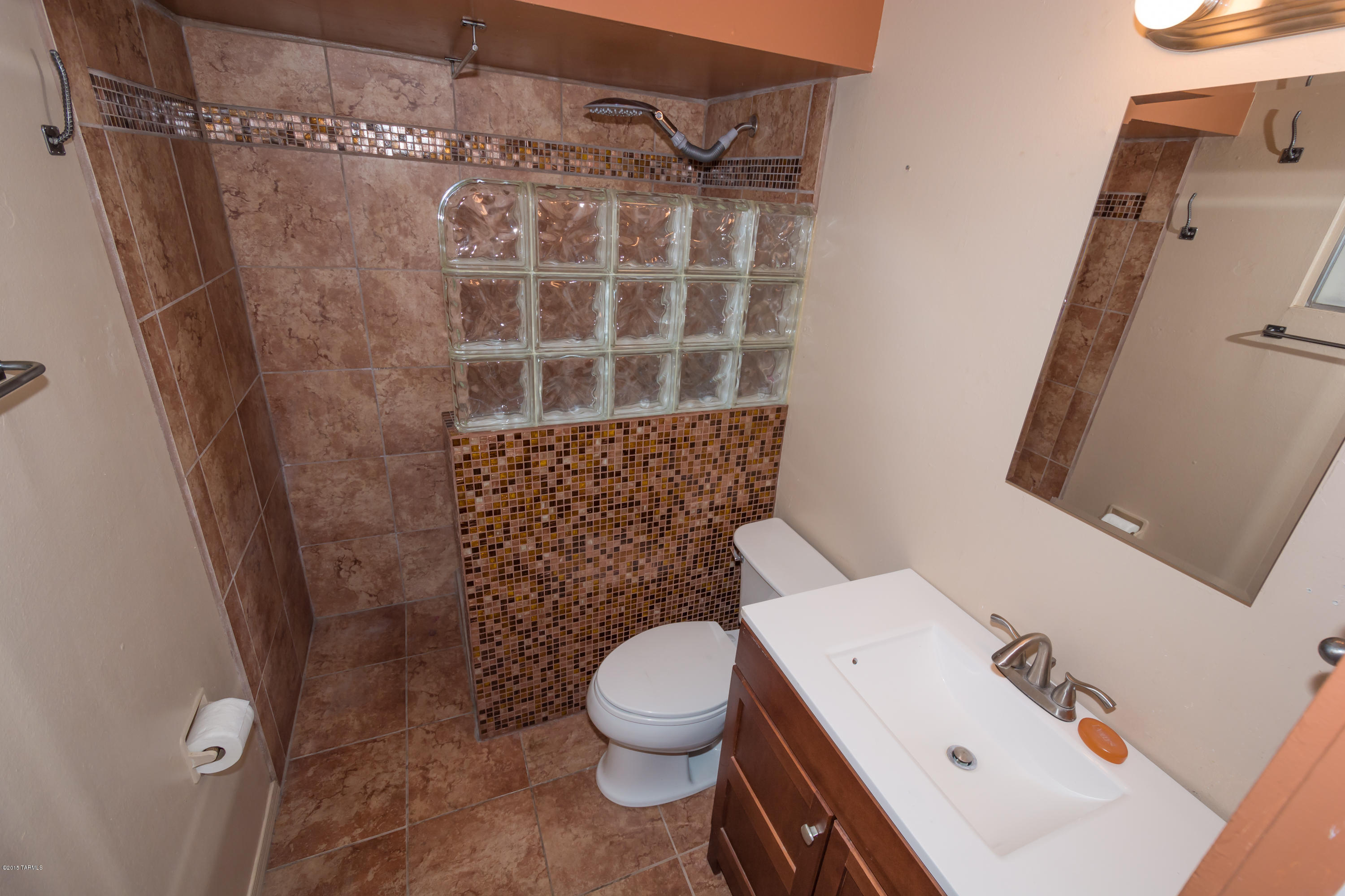 Kingston Knolls Terrace - Residential