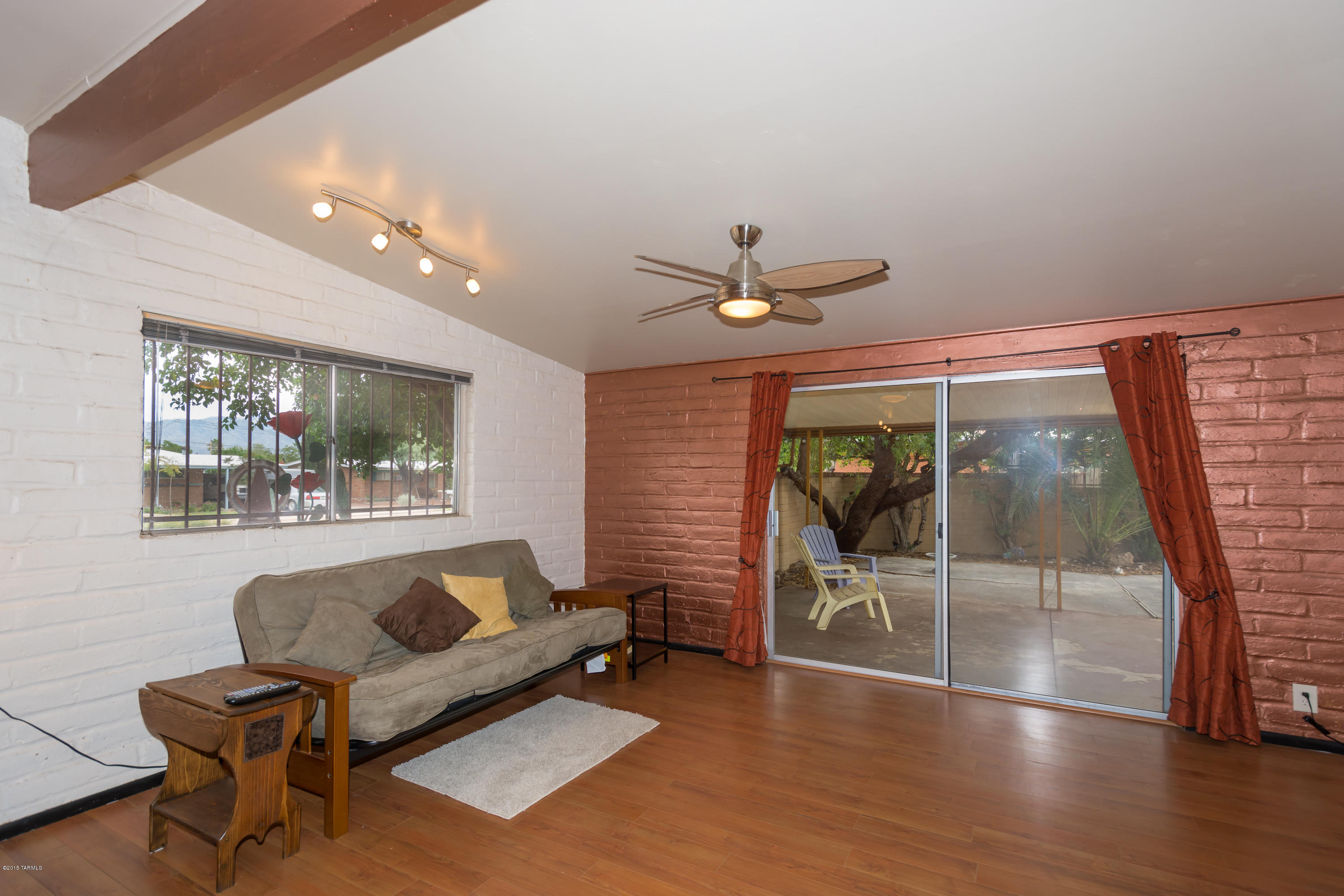 Kingston Knolls Terrace - Residential