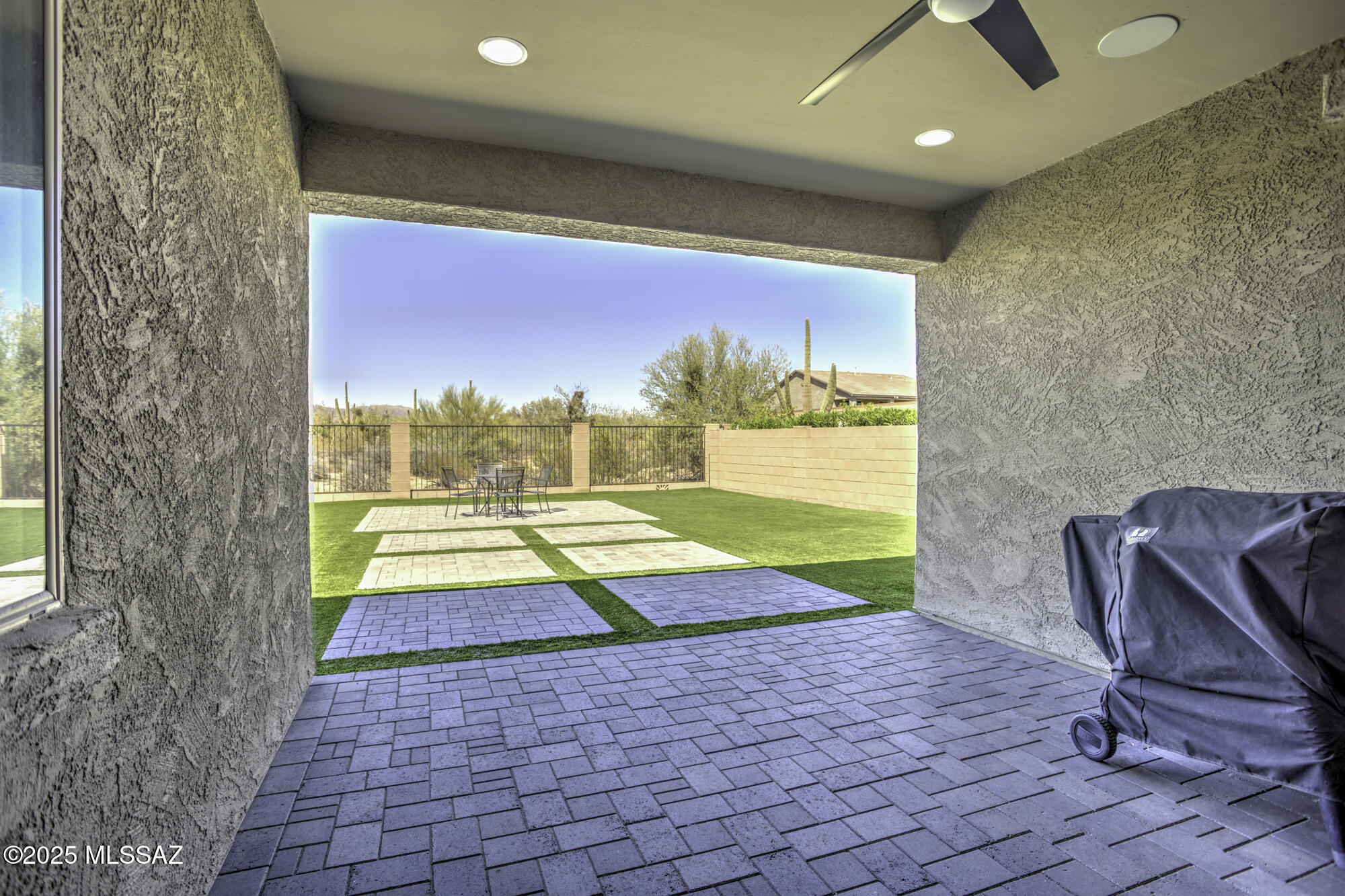 Desert Oasis At Twin Peaks - Residential