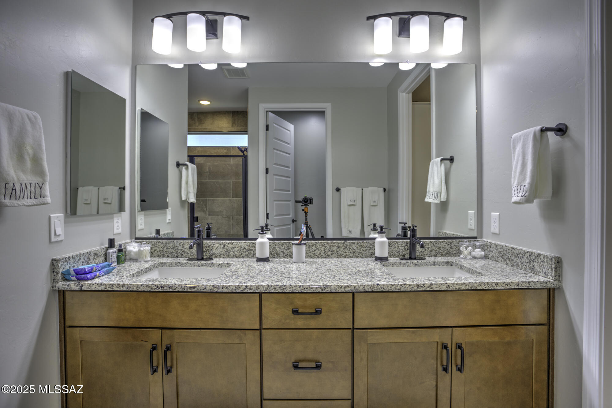 Desert Oasis At Twin Peaks - Residential
