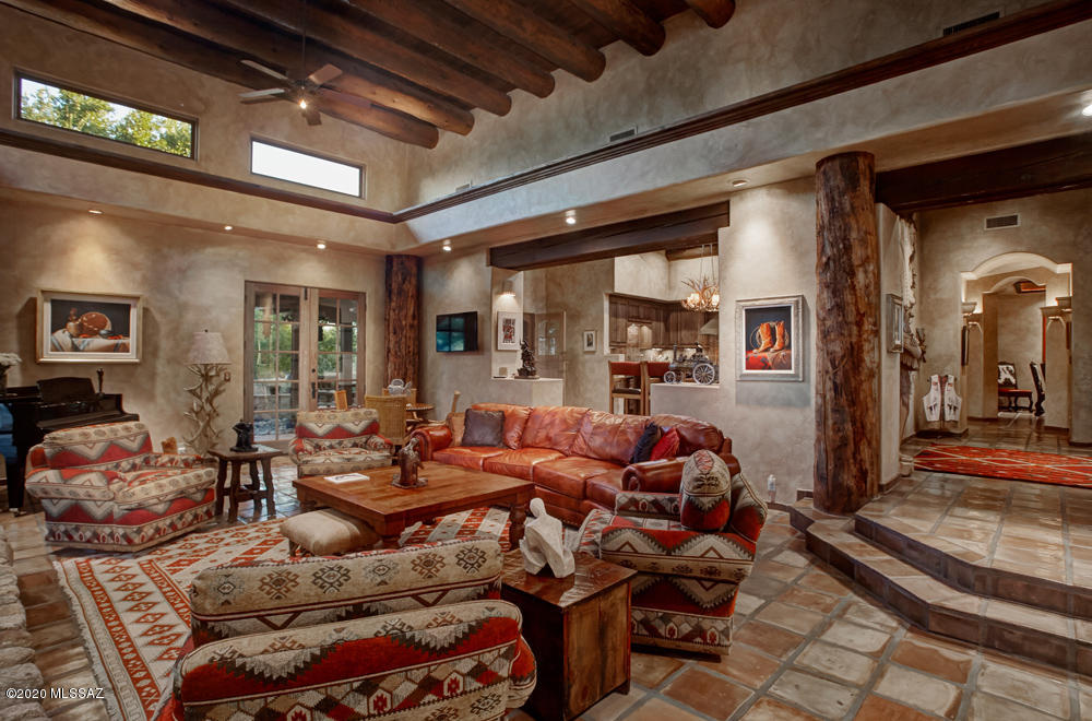 La Cienega (1-17) - Residential