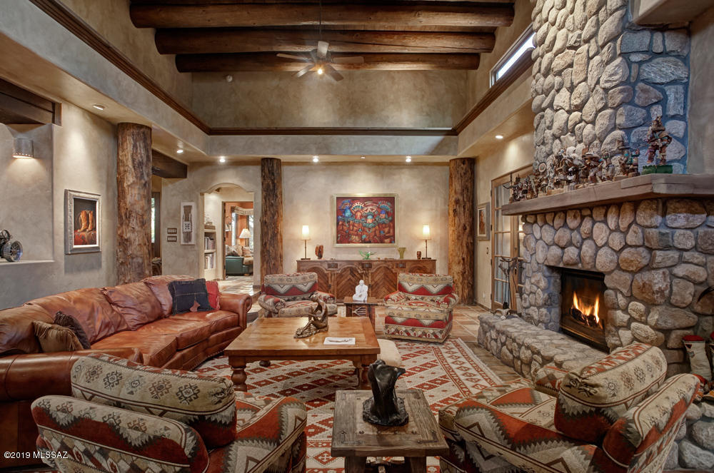 La Cienega (1-17) - Residential