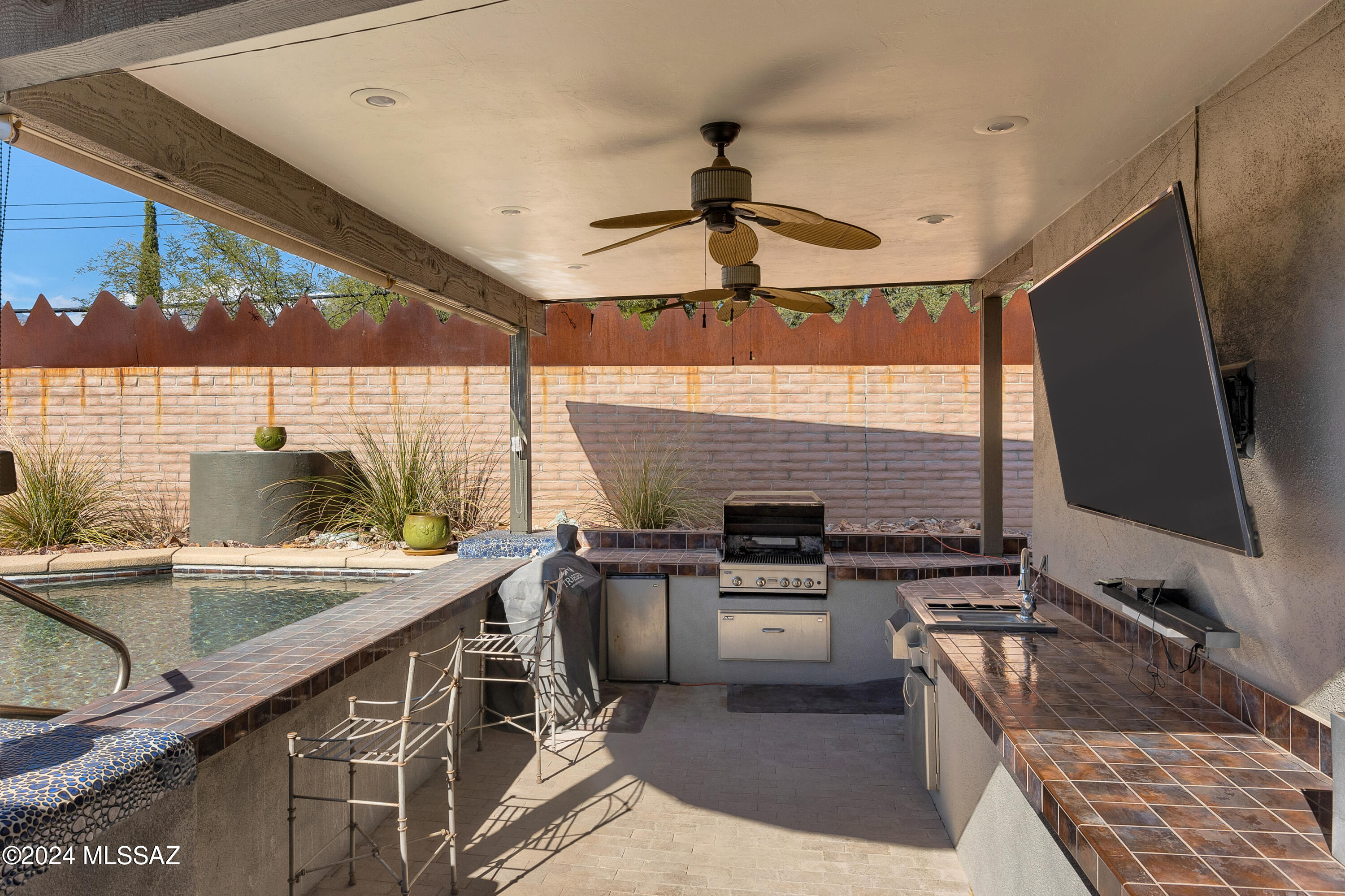 Bear Canyon Hills - Residential