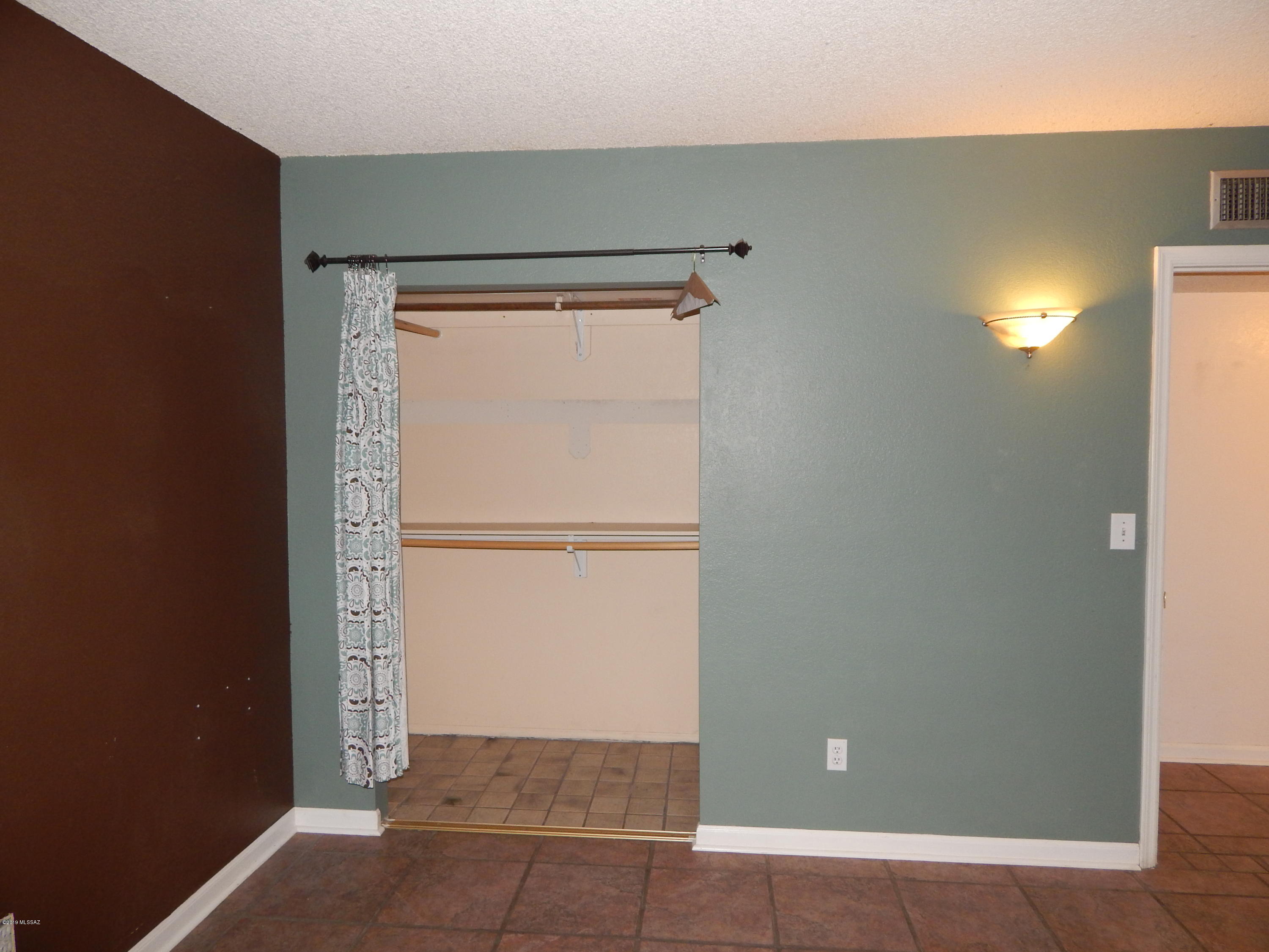 Orangewood North (1-169) - Residential