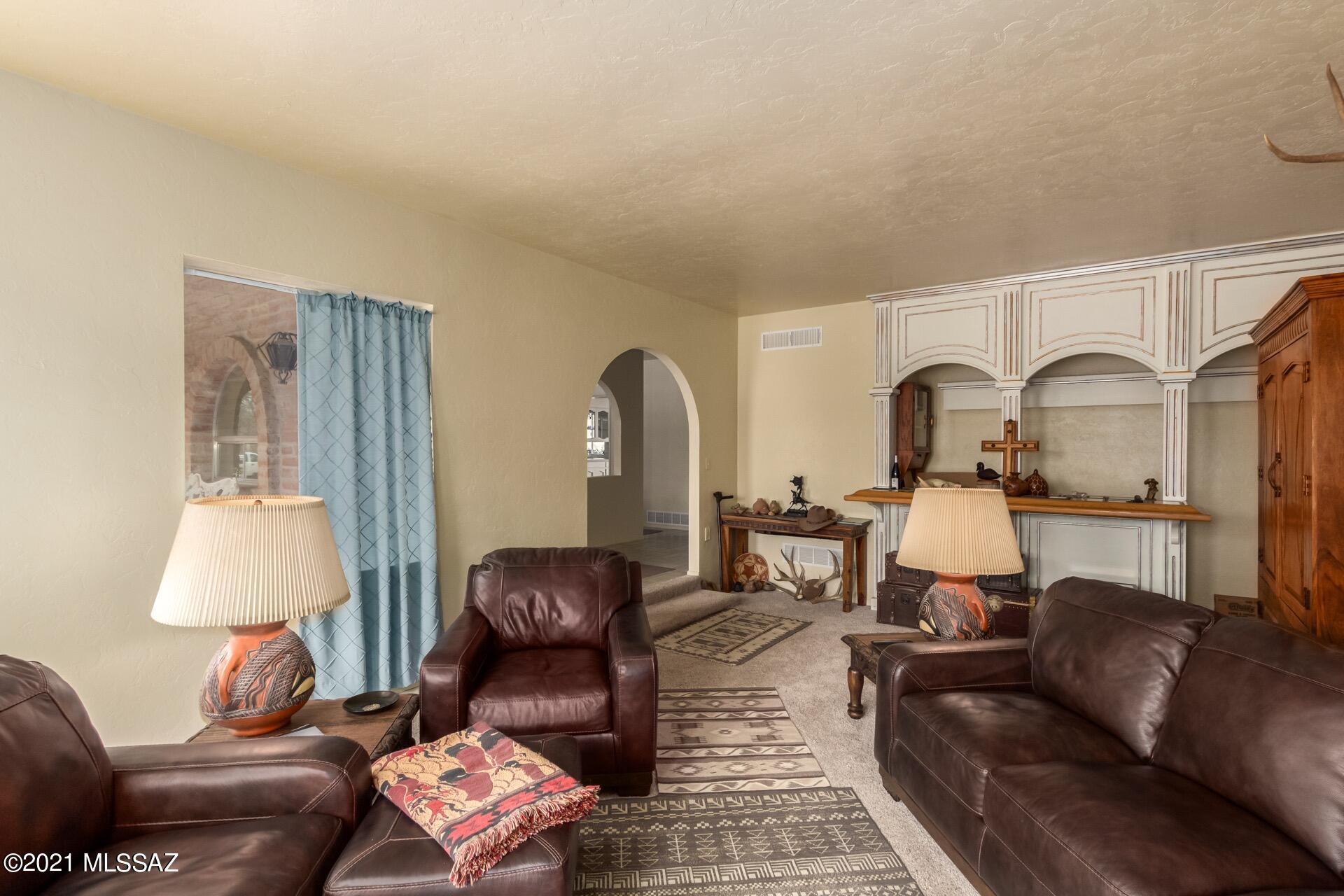 Tanque Verde Village - Residential