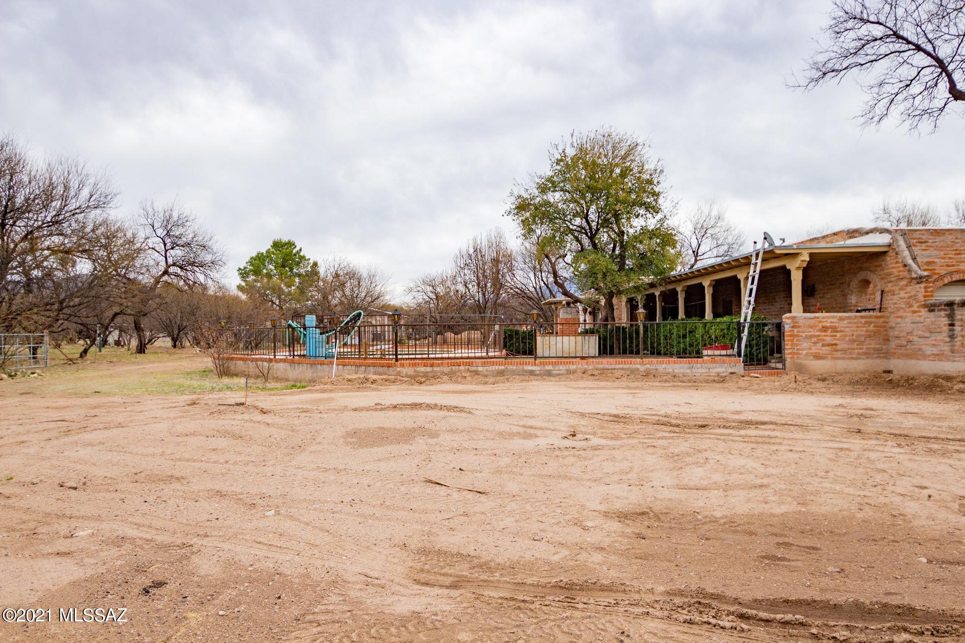 Tanque Verde Village - Residential
